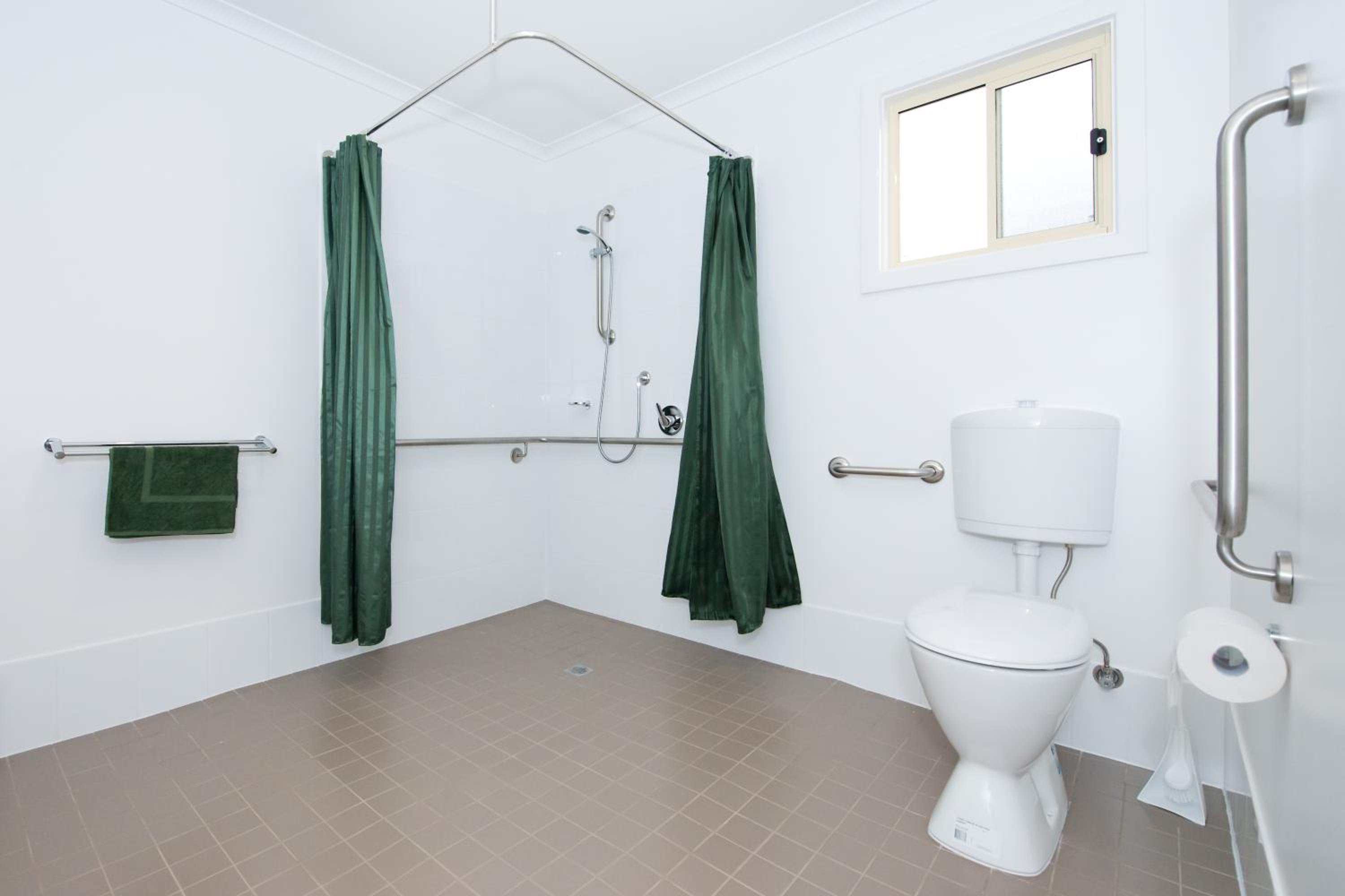 Double or Twin Room - Disability Access - Photo 5