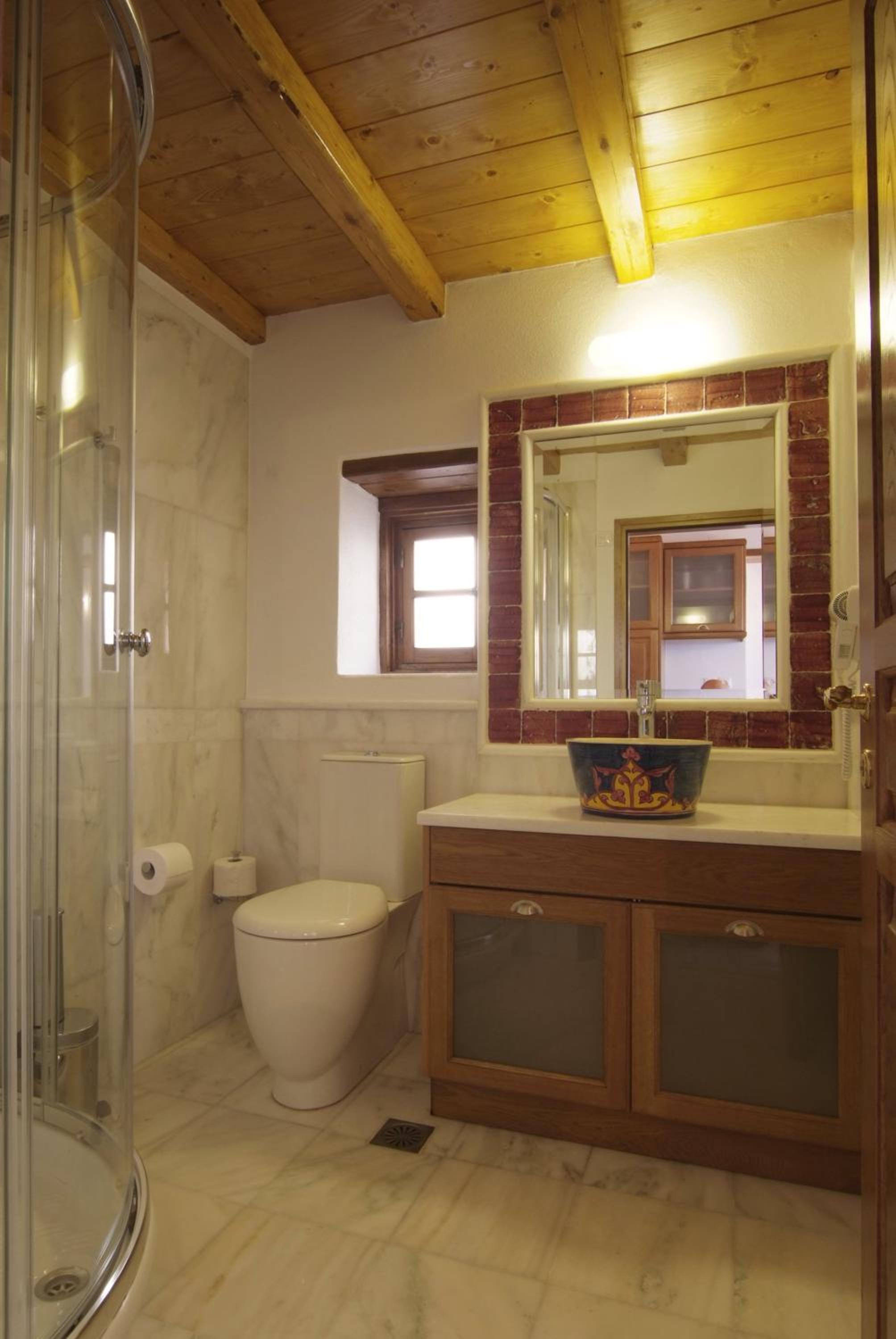 Superior Double or Twin Room photo 3