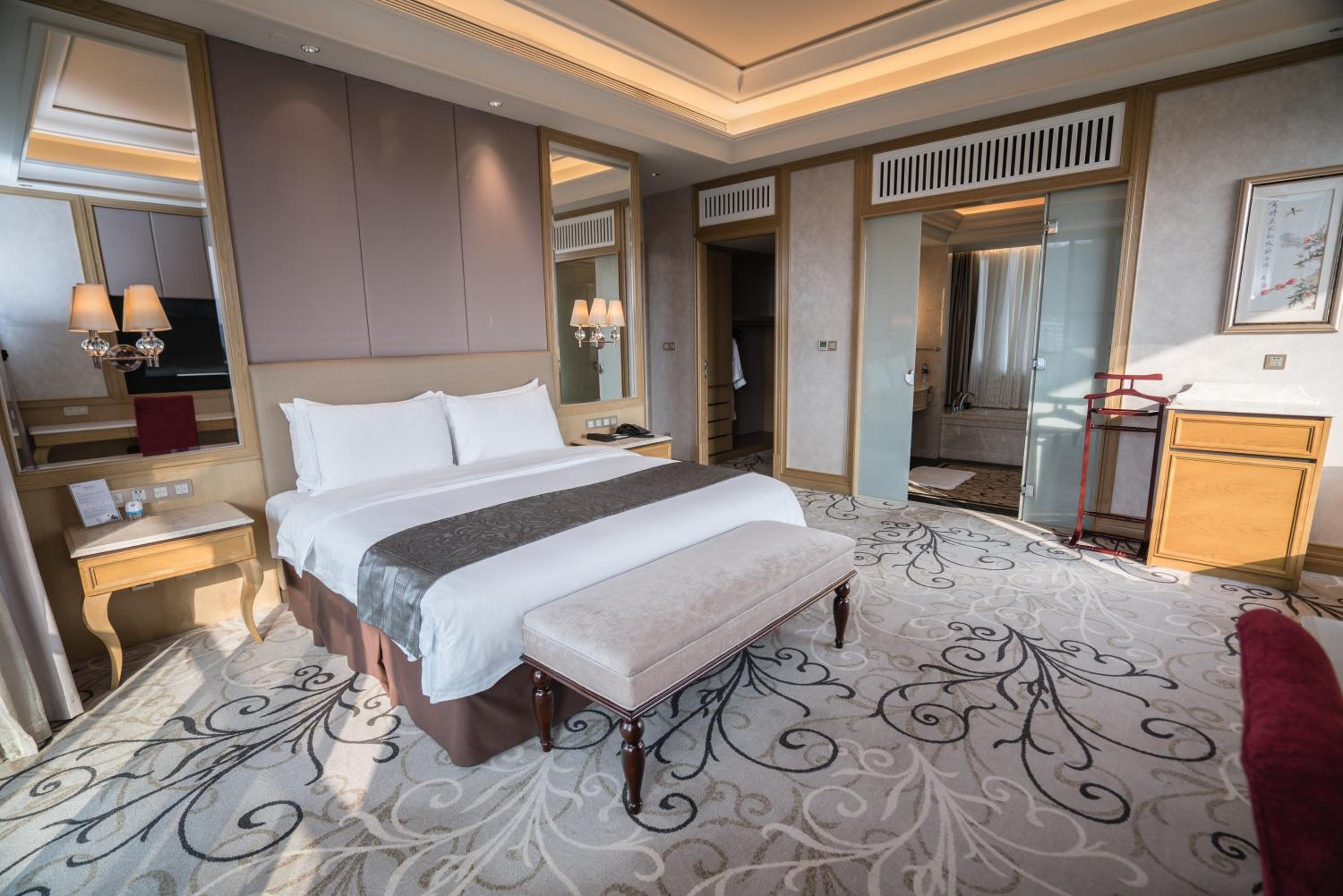 Superior Suite