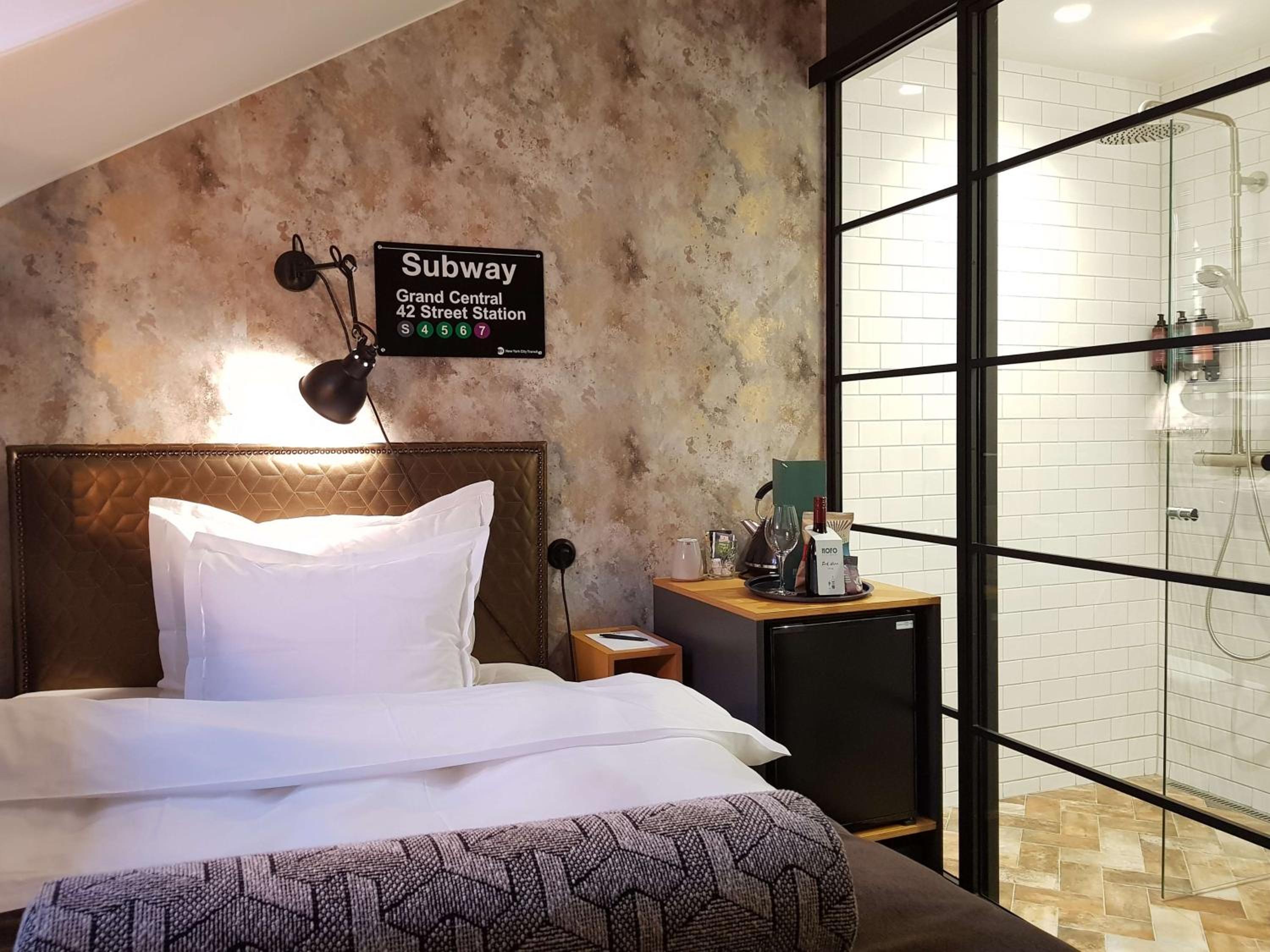 Standard Single Room