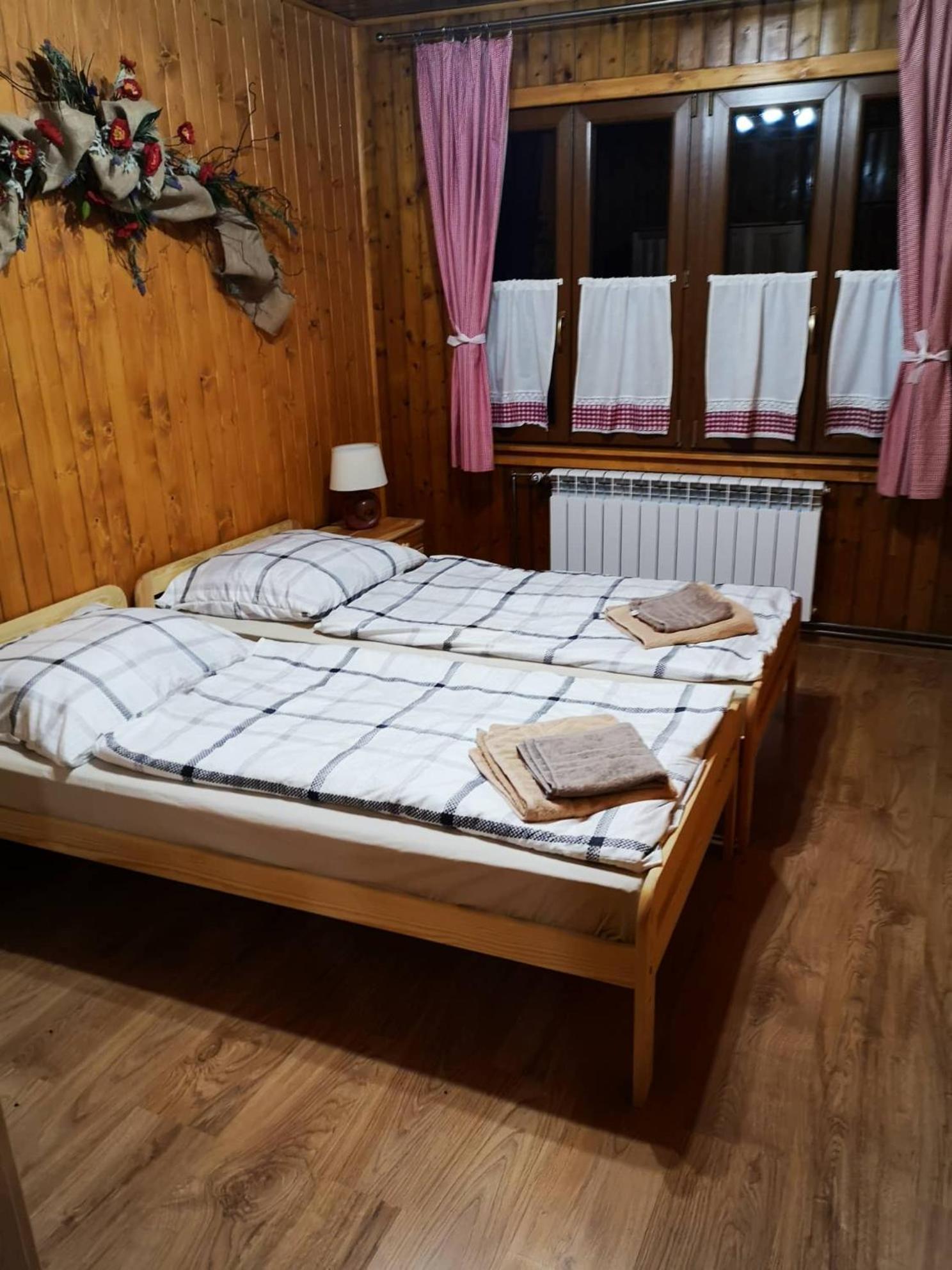 One-Bedroom Apartment - Photo 12