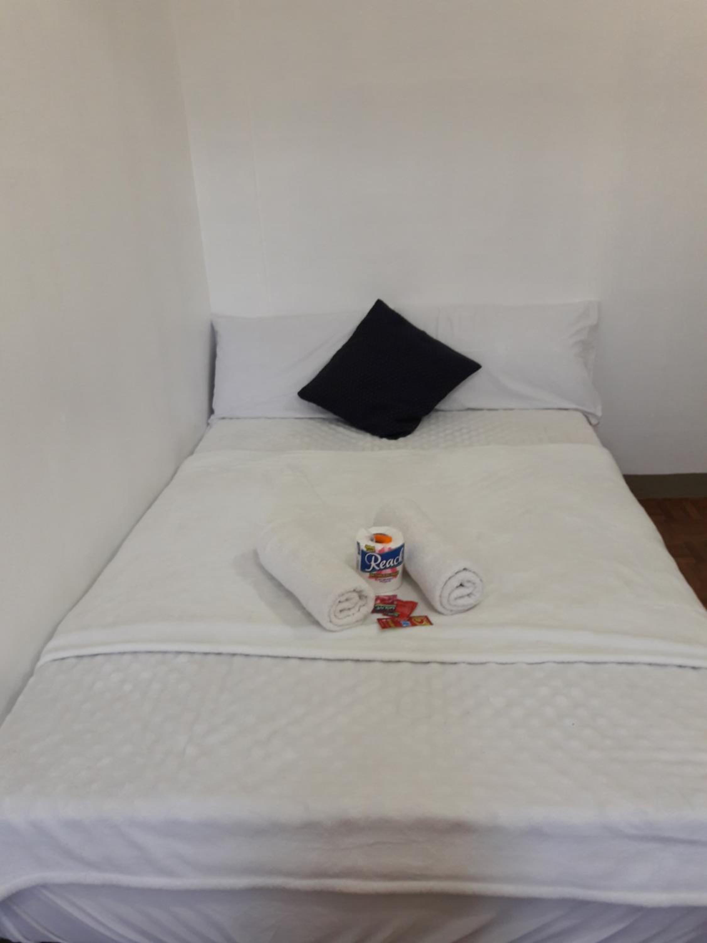 Budget Double Room - Photo 1
