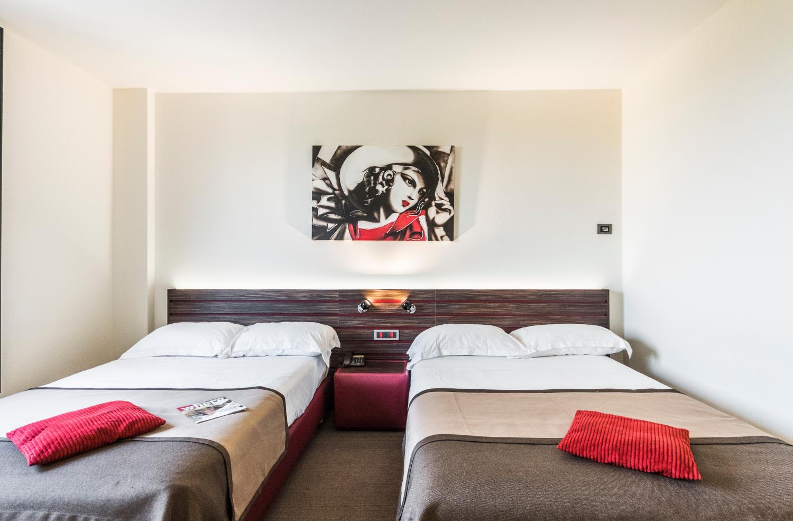 Superior Double or Twin Room - Photo 2