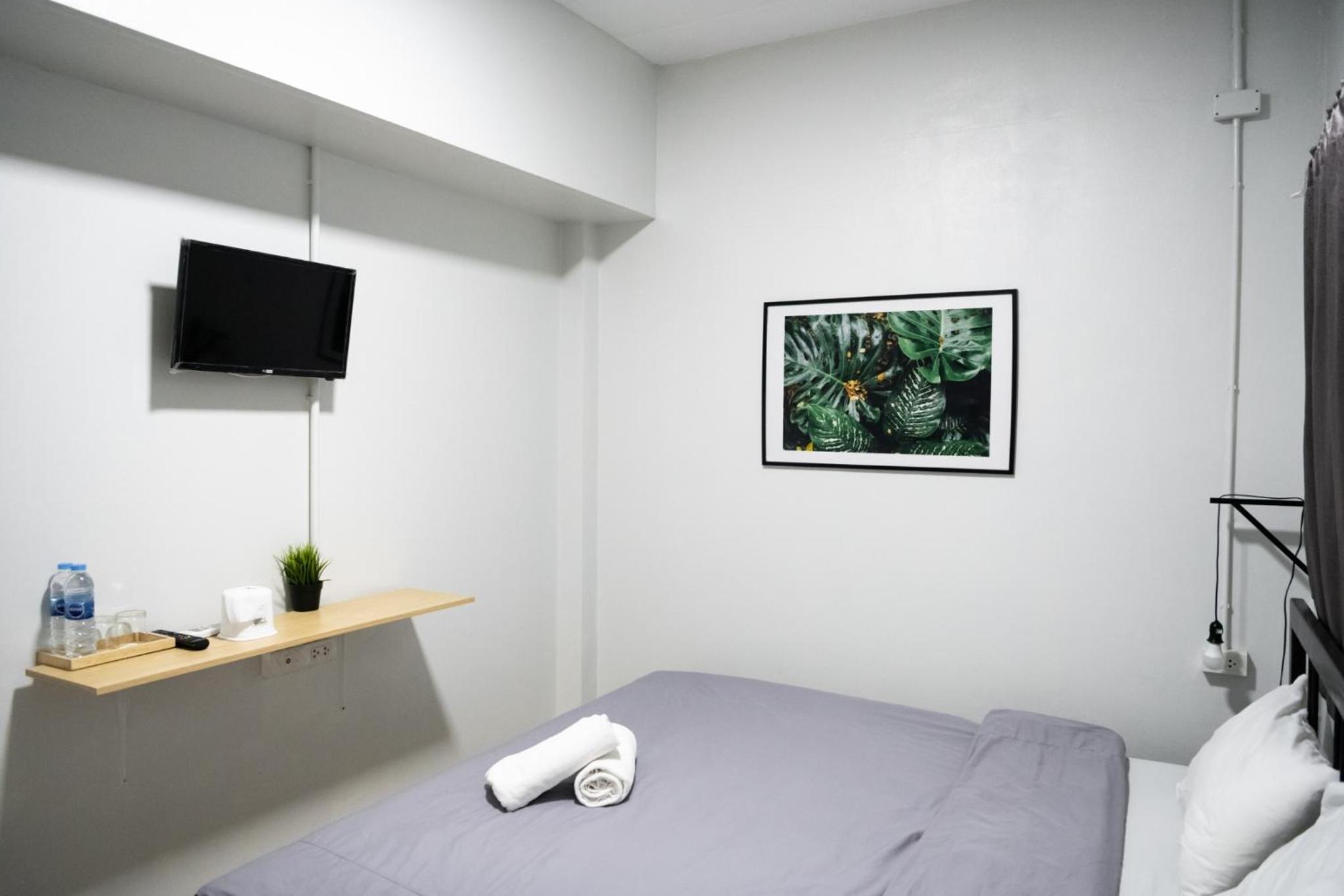 Deluxe King Room photo 2