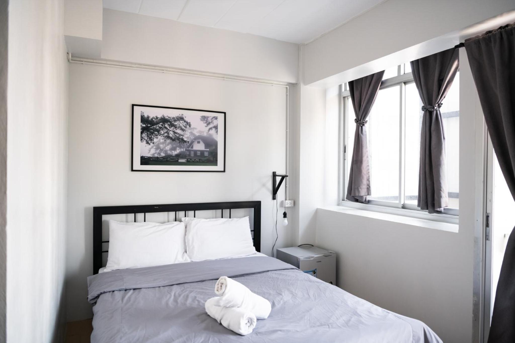Queen Room with Balcony photo 1