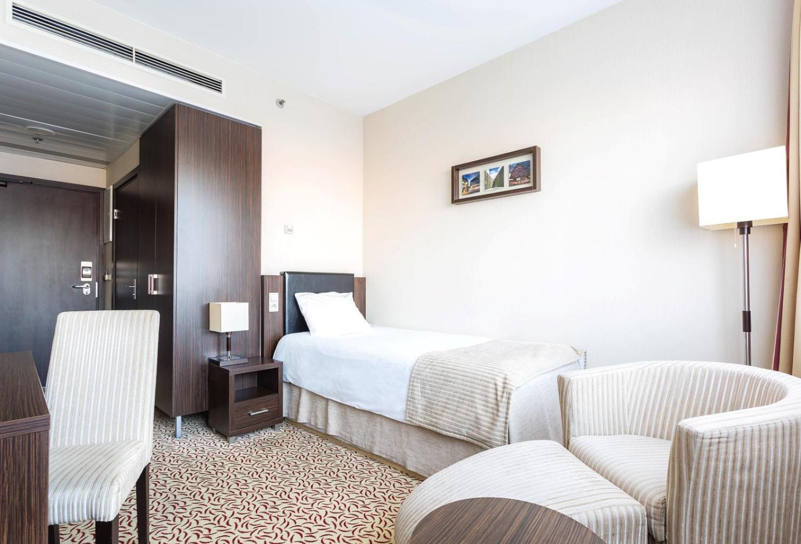 Single Room photo 2