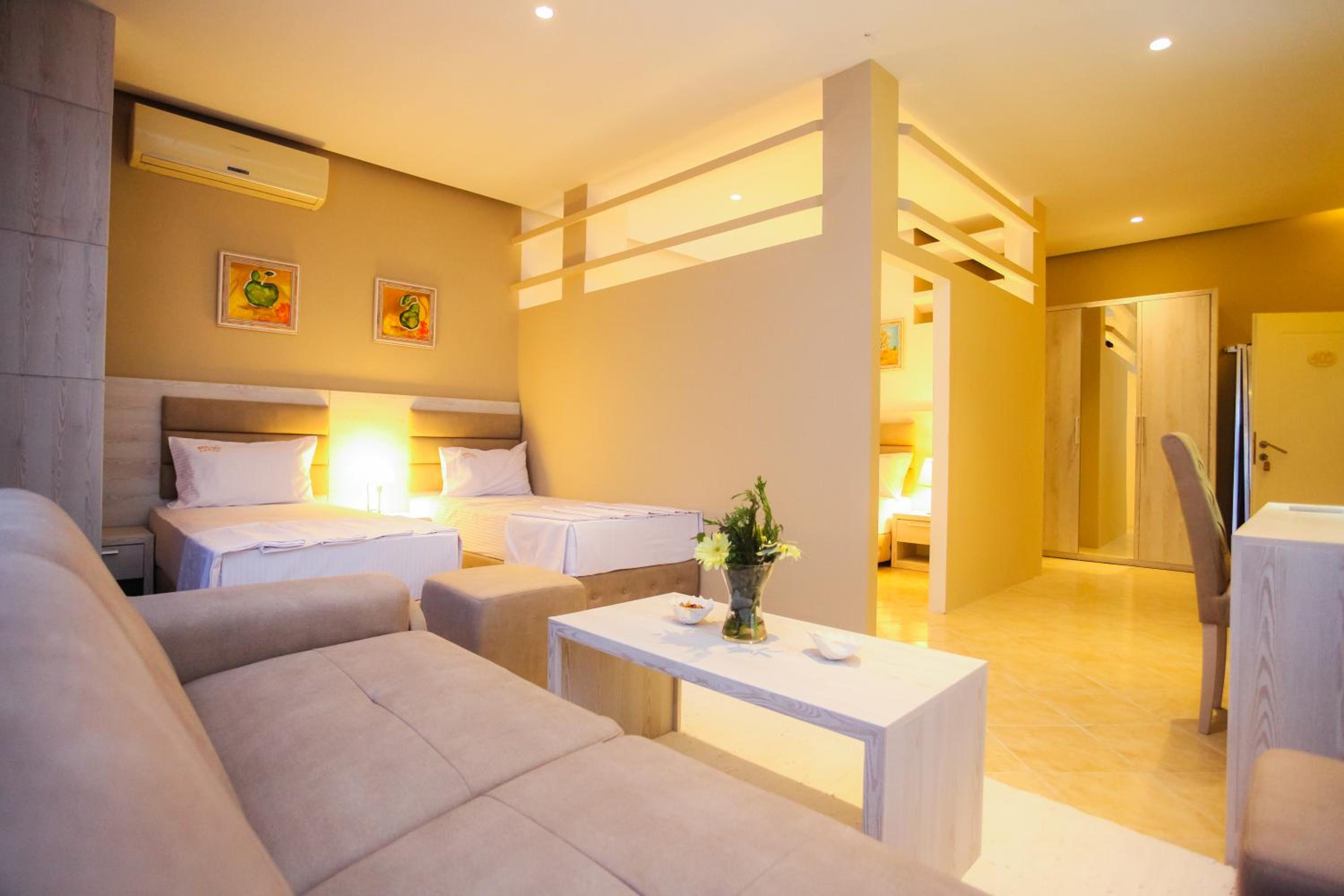 Family Suite photo 2