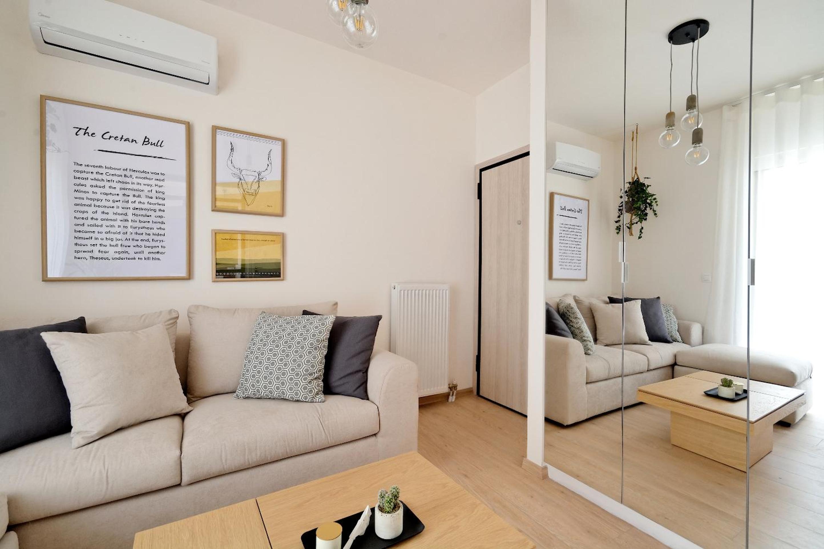 Studio Apartment photo 1