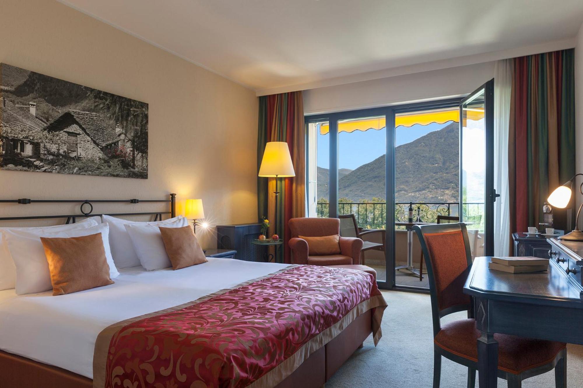 Superior Double Room with Lake View