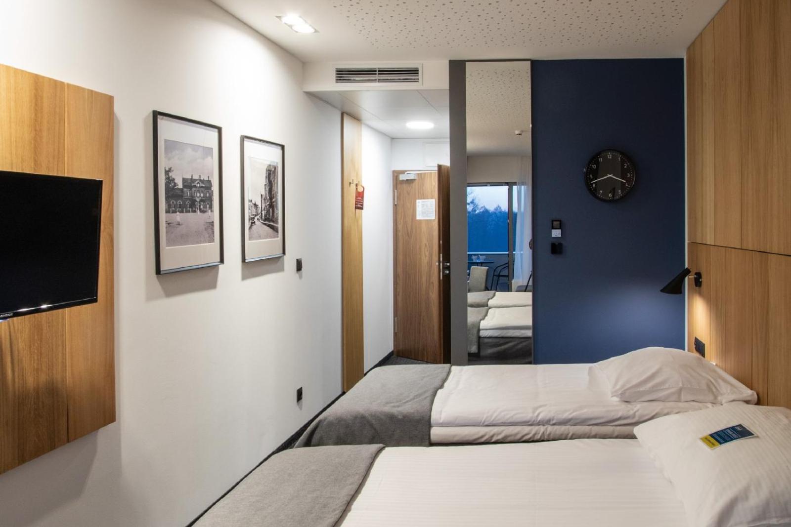 Deluxe Double Room with Balcony photo 1
