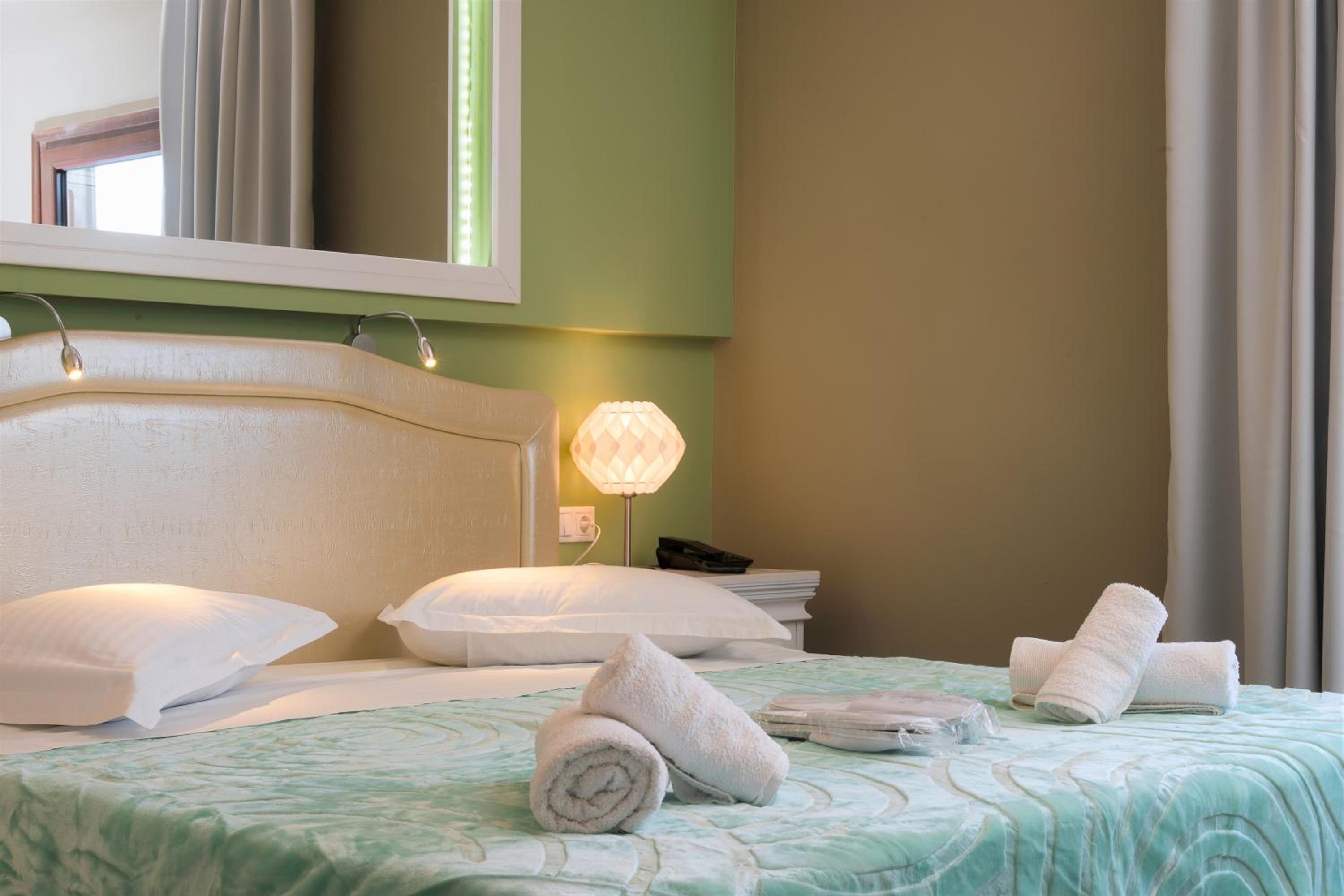 Superior Double or Twin Room - Photo 4