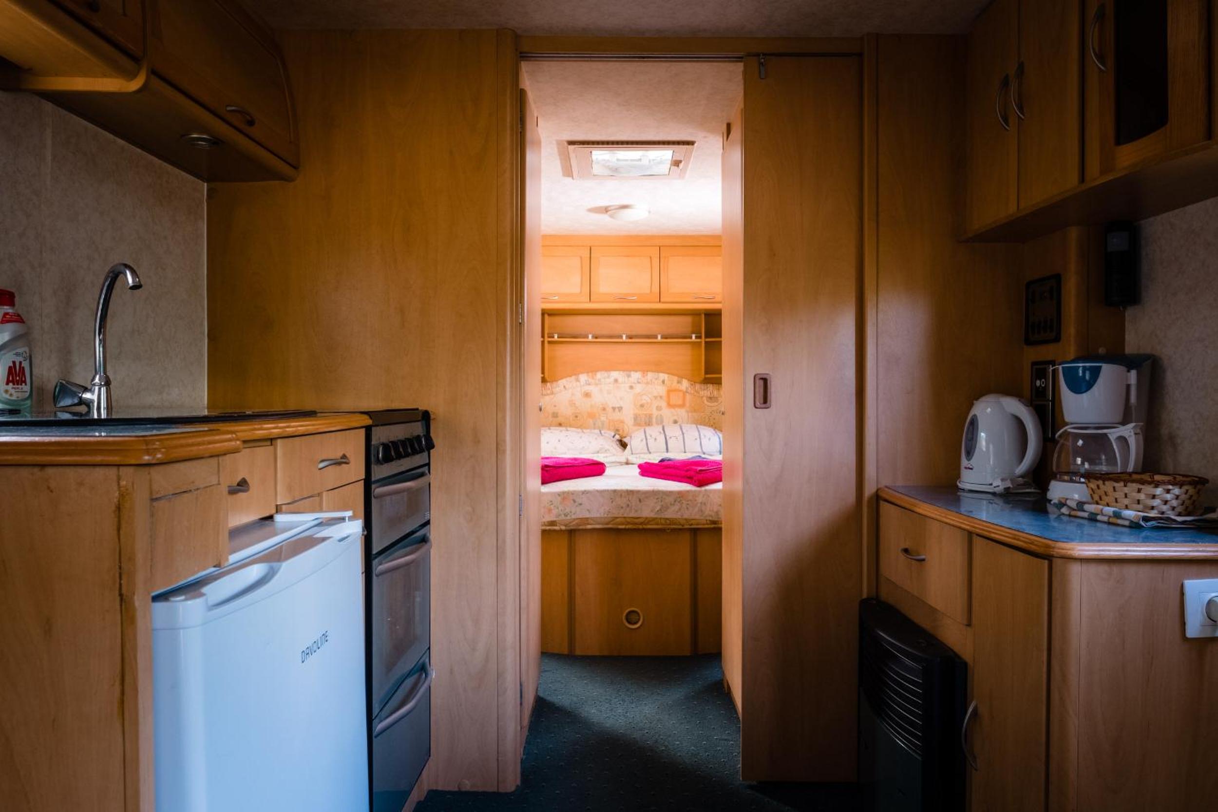 Luxe Caravan with WC & Shower