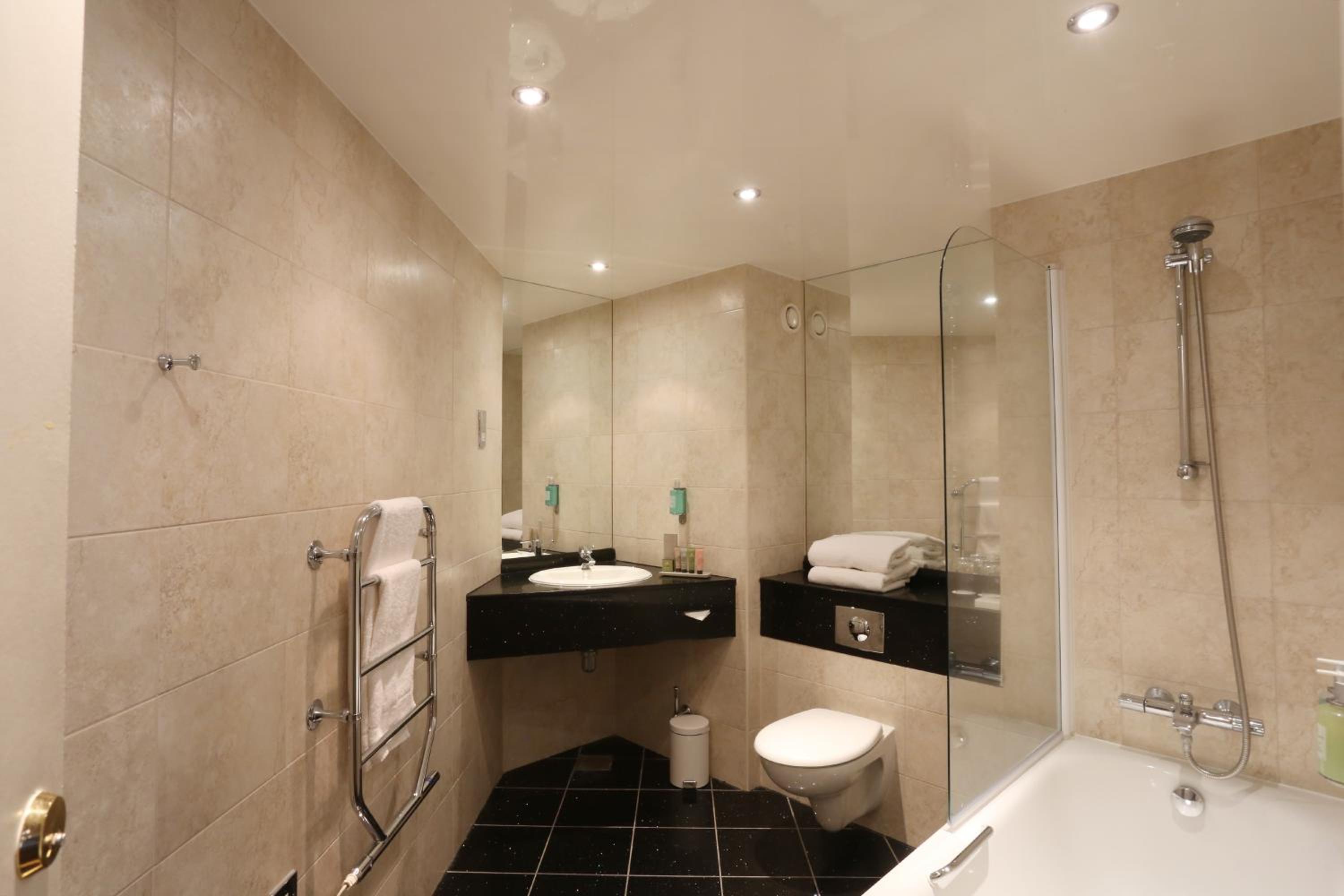 Club Triple Room - Photo 4