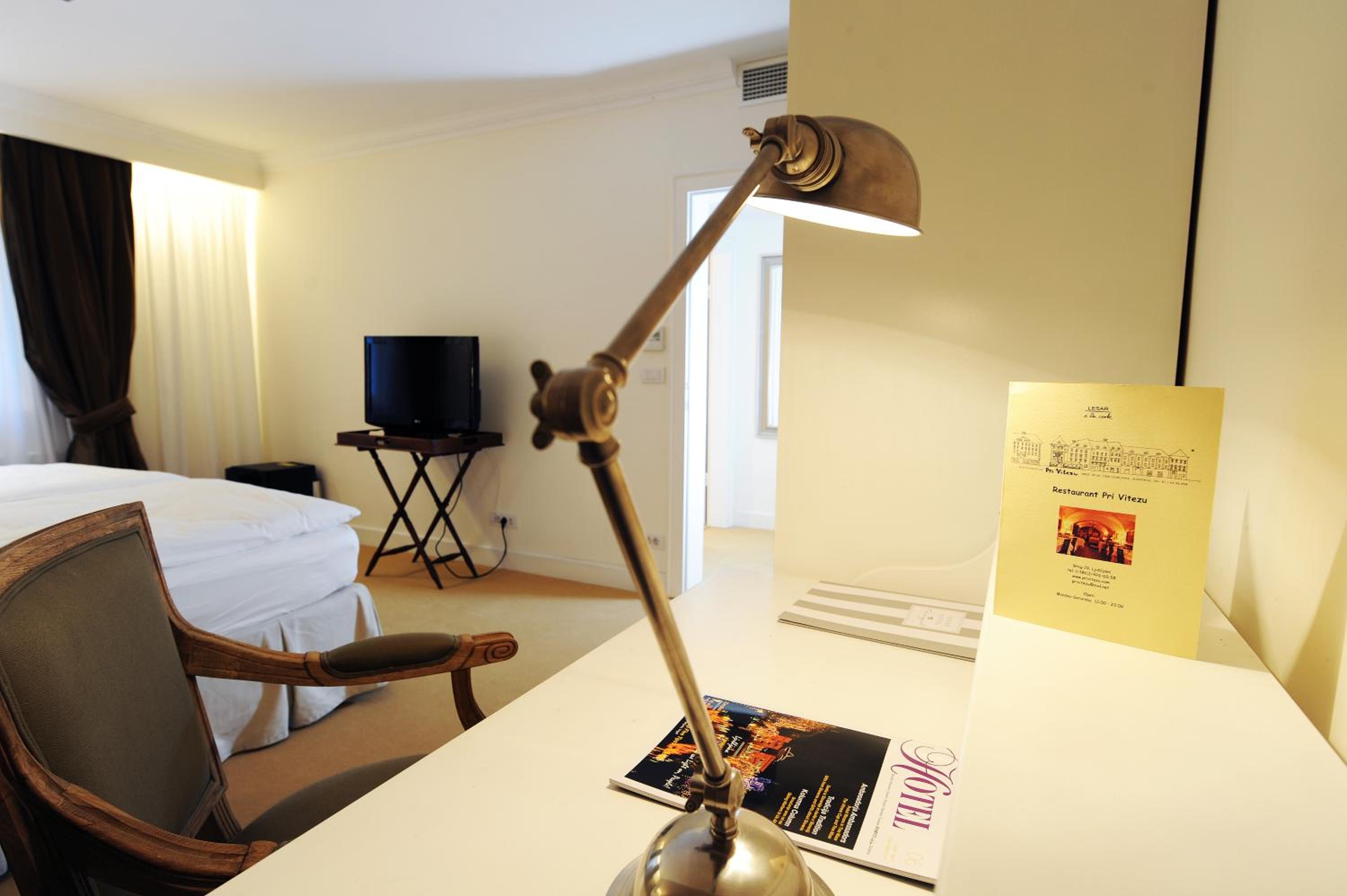 Superior Double or Twin Room - Photo 1