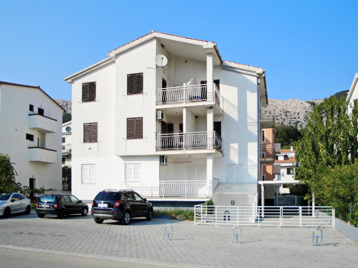 Two-Bedroom Apartment with Terrace