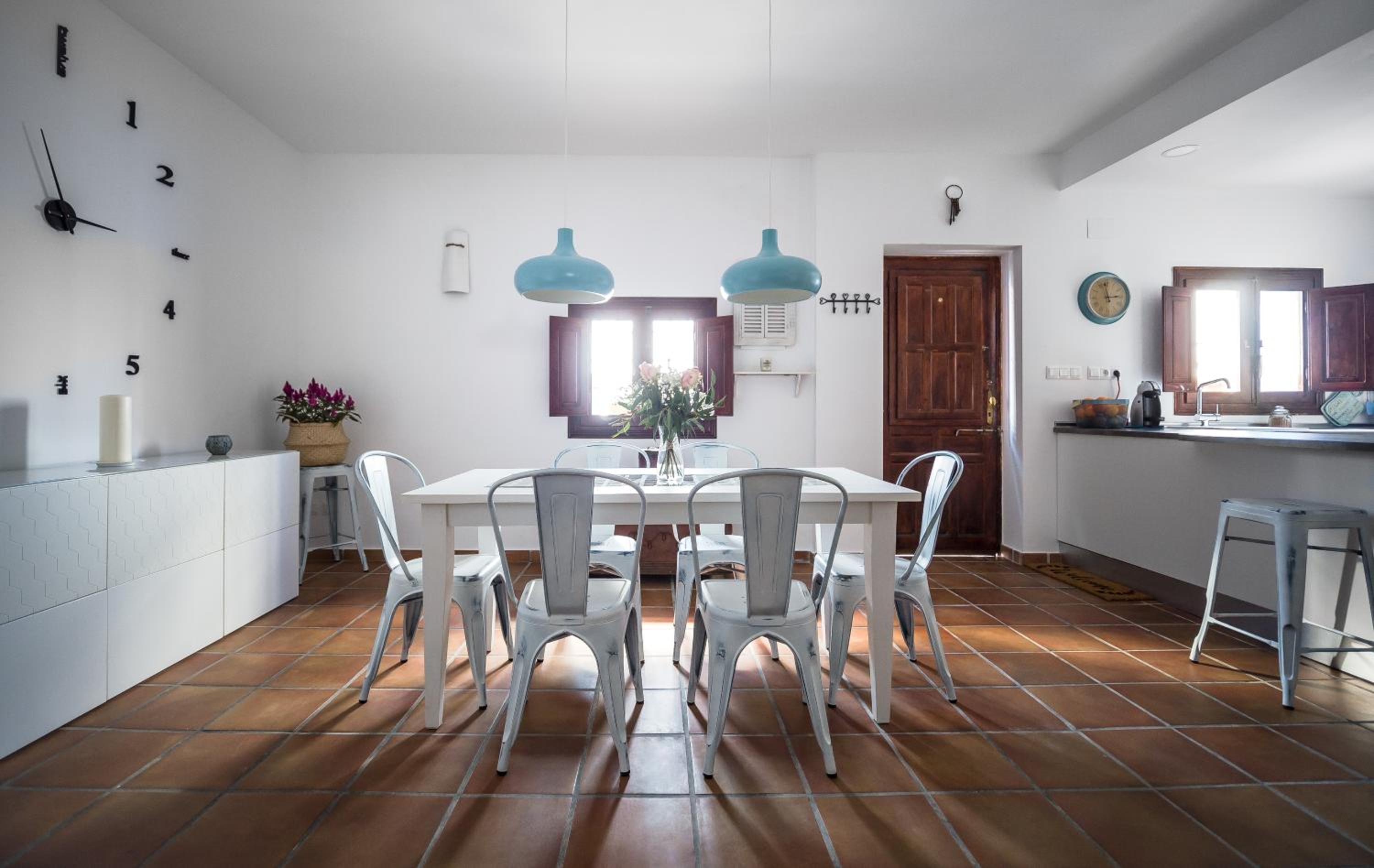 Three-Bedroom House - Photo 8