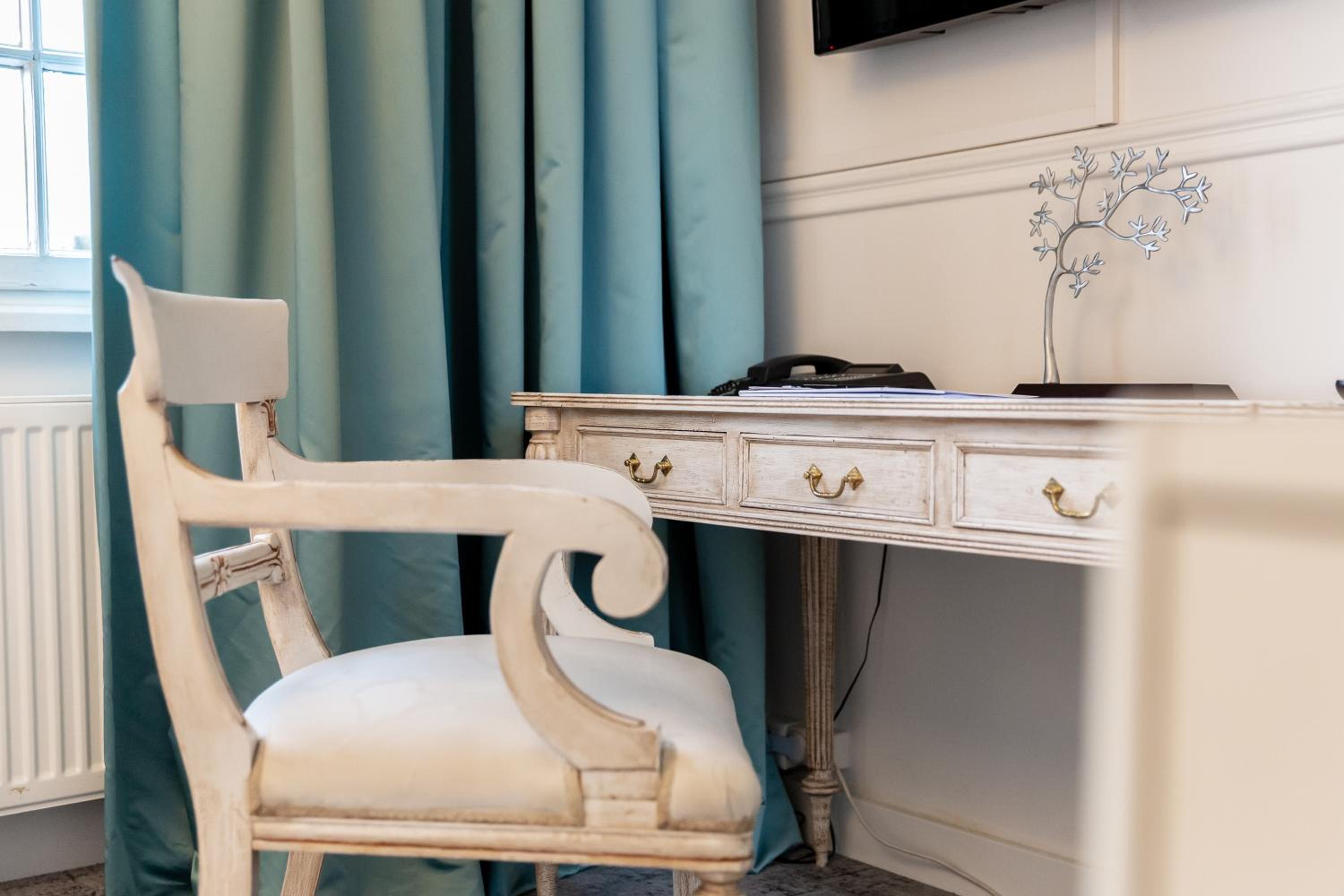 Double Room - Photo 8