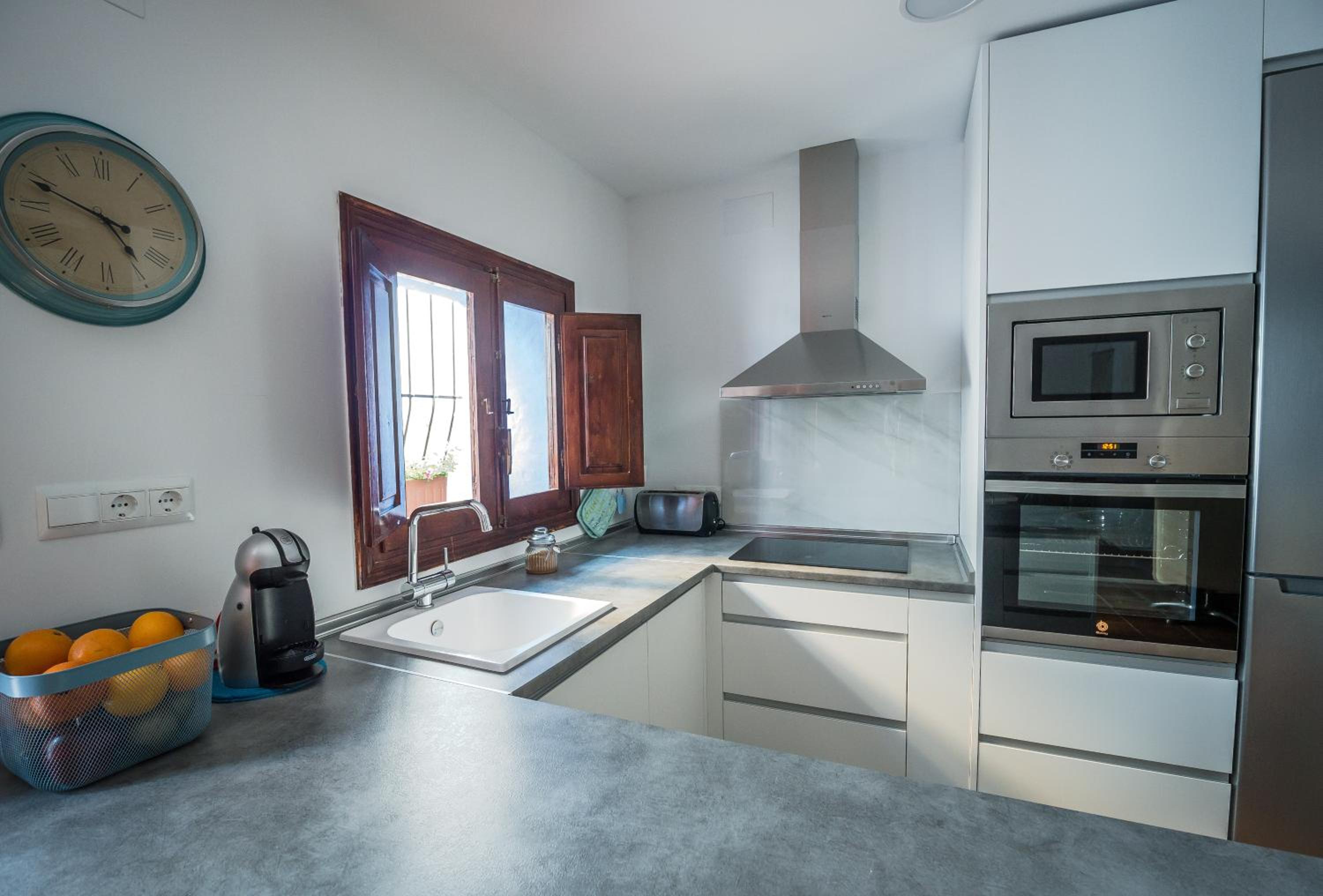 Three-Bedroom House - Photo 28