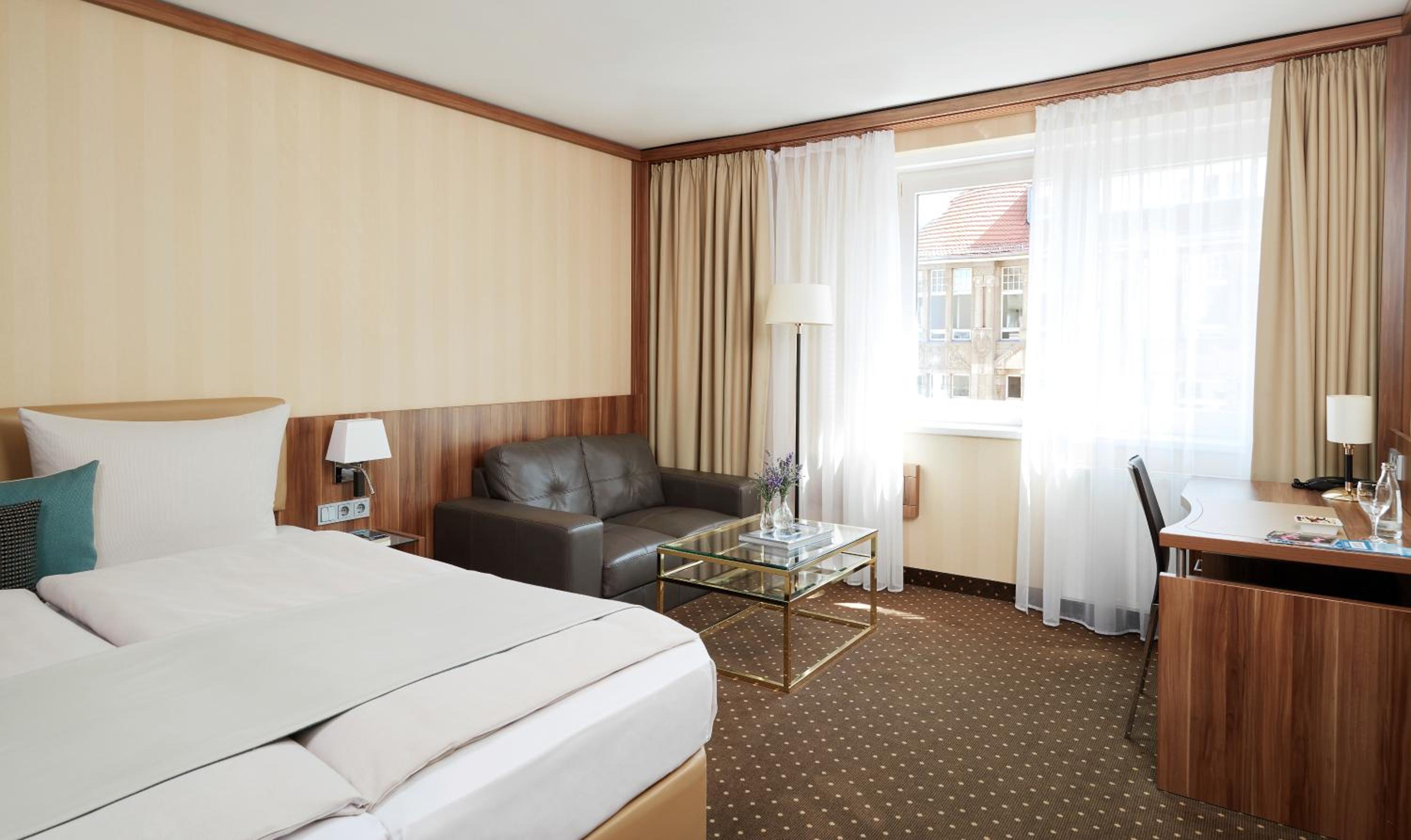 Deluxe Double Room photo 3