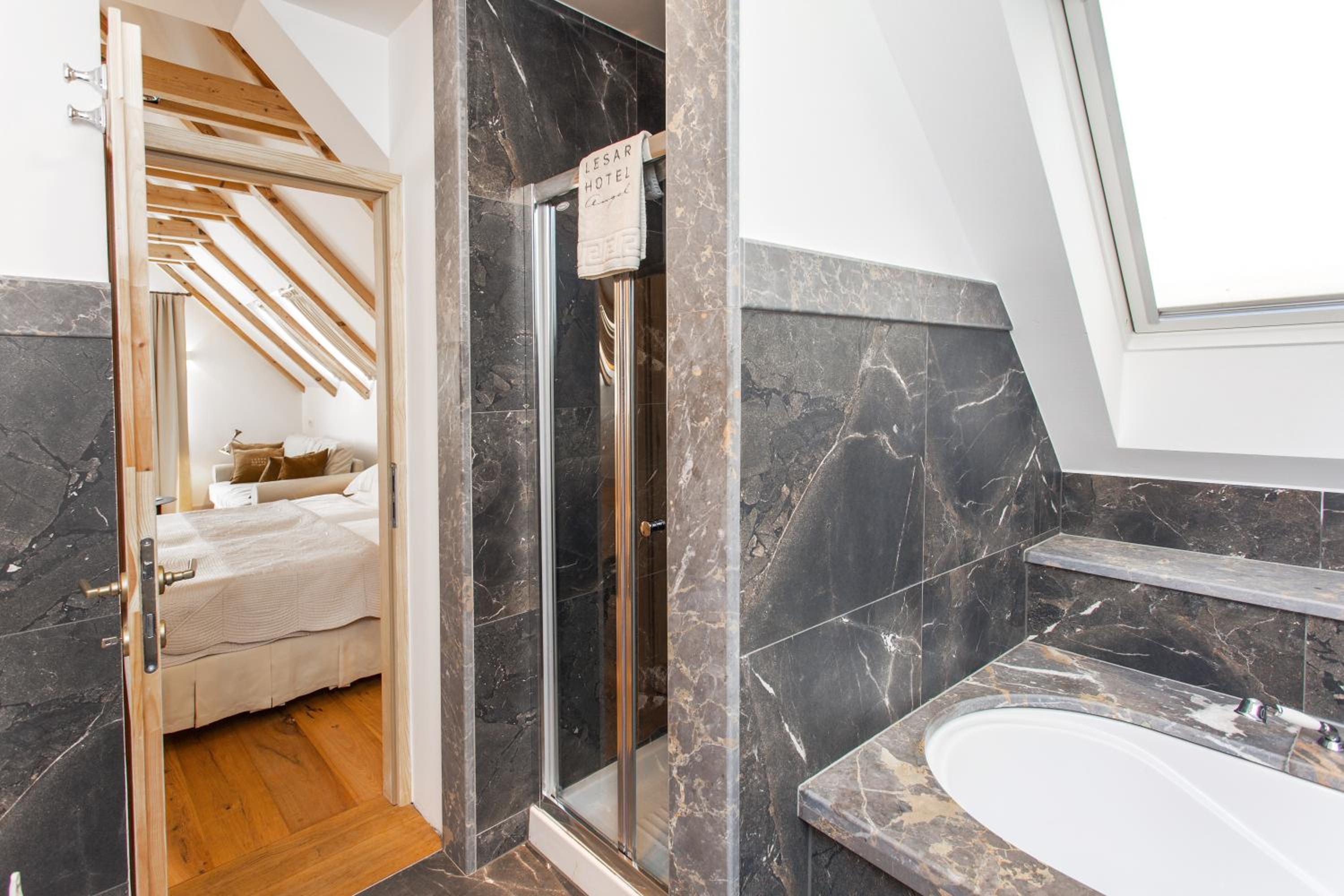 Loft Suite - Photo 4