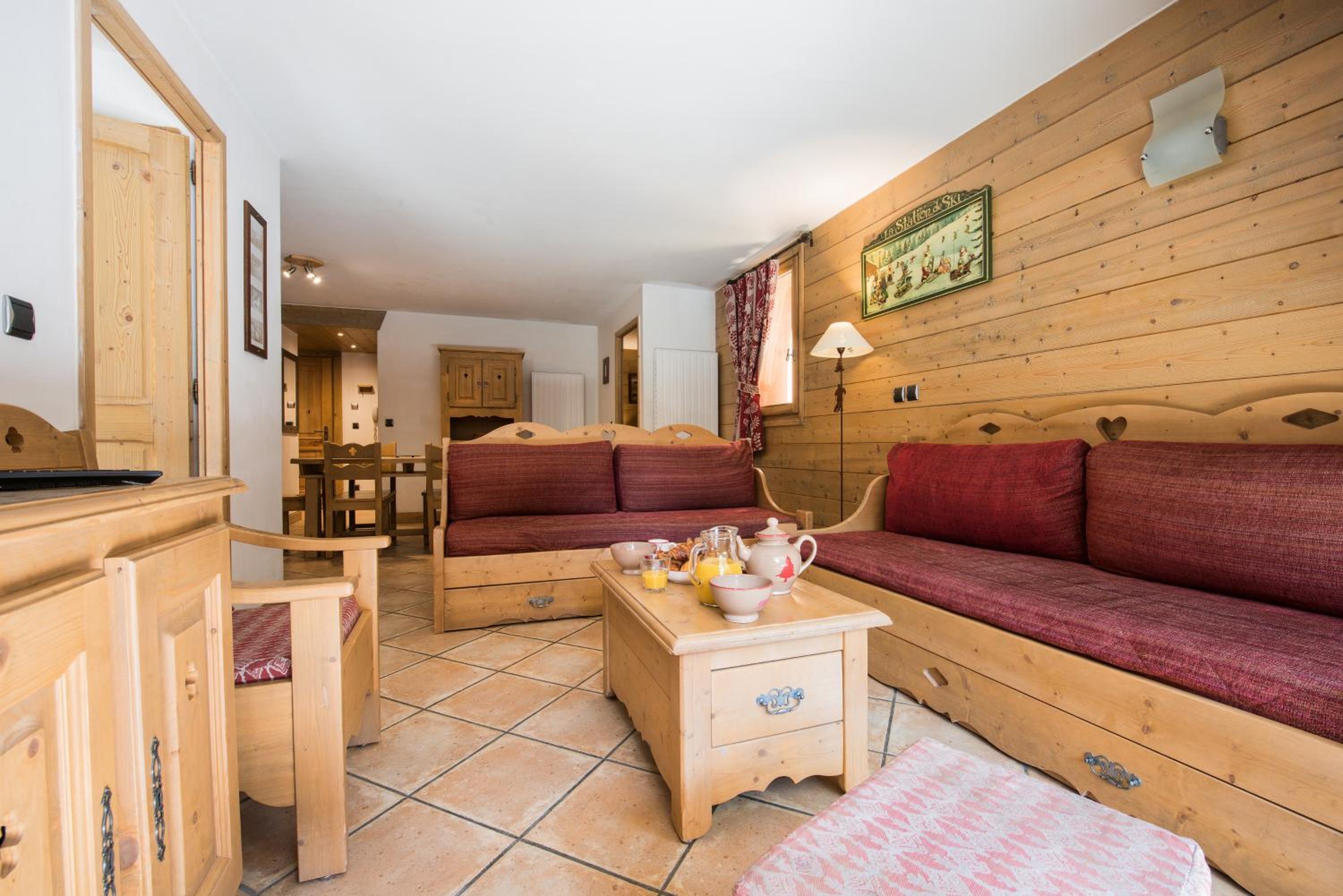 Three-Bedroom Apartment with Spa Access (8 Adults) photo 2