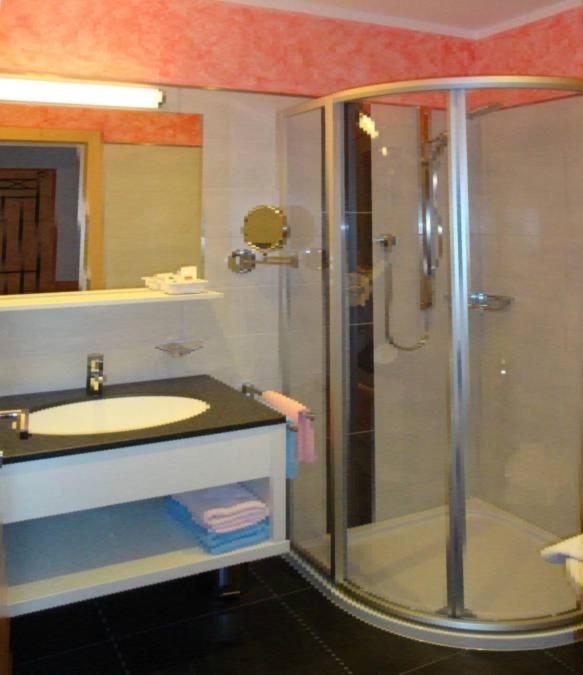 Two bedroom apartment with Balcony photo 2
