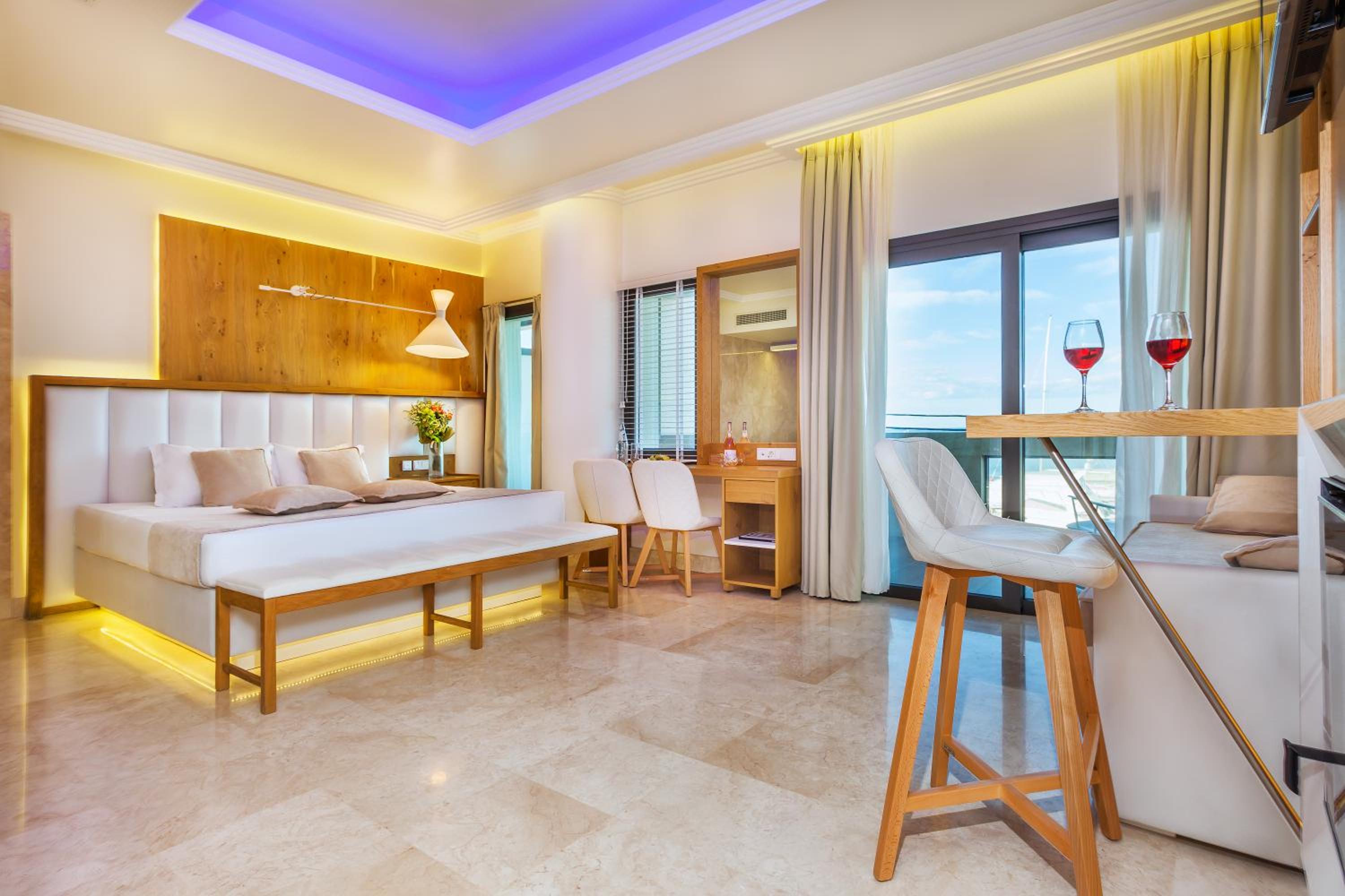 Suite with Sea View