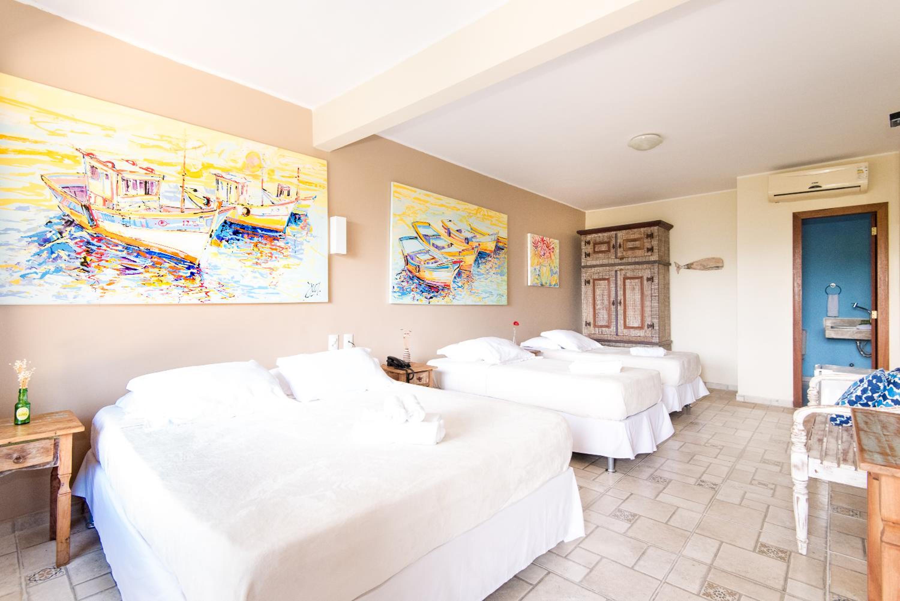 Quadruple Room with Bath photo 1