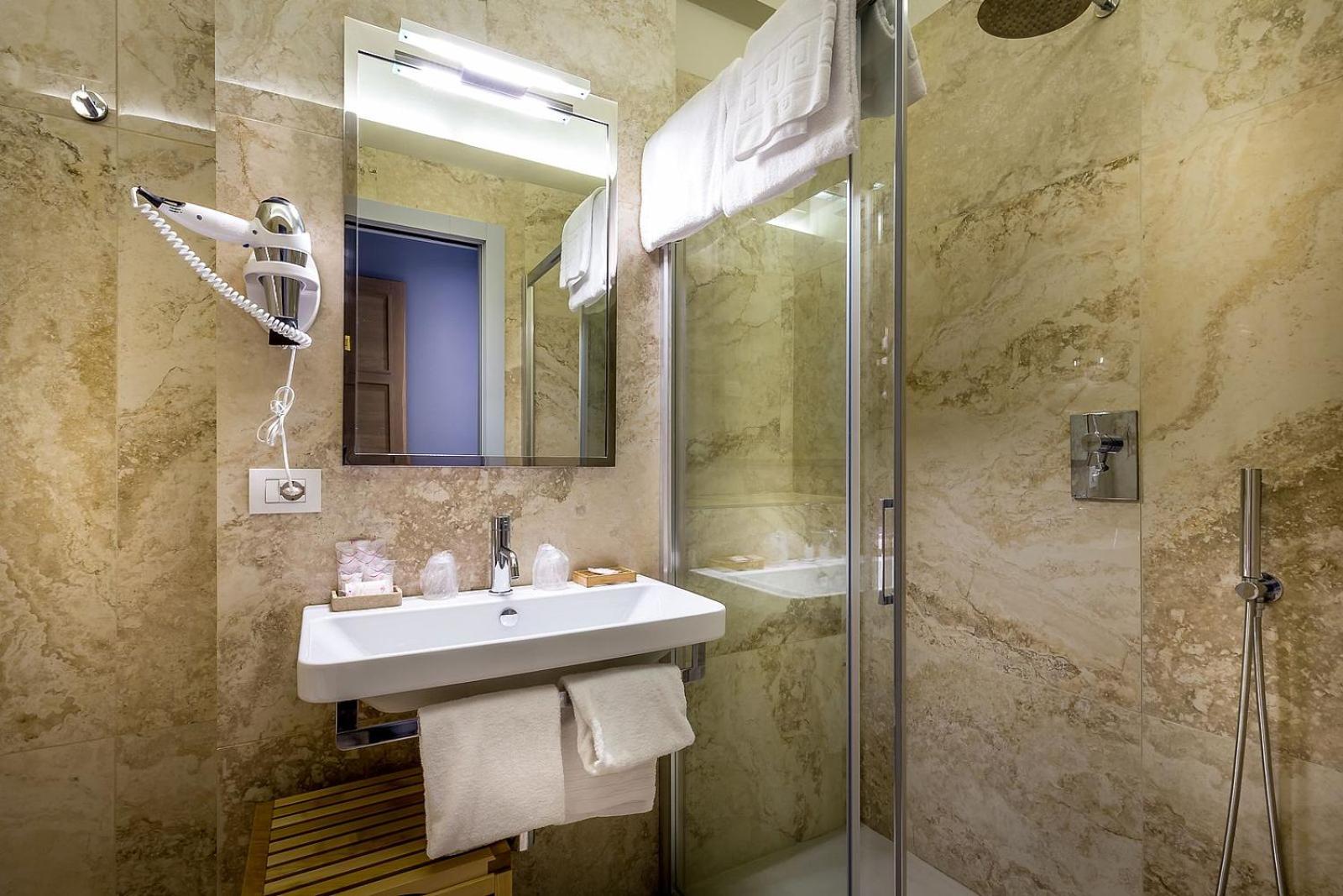 Superior Suite photo 2