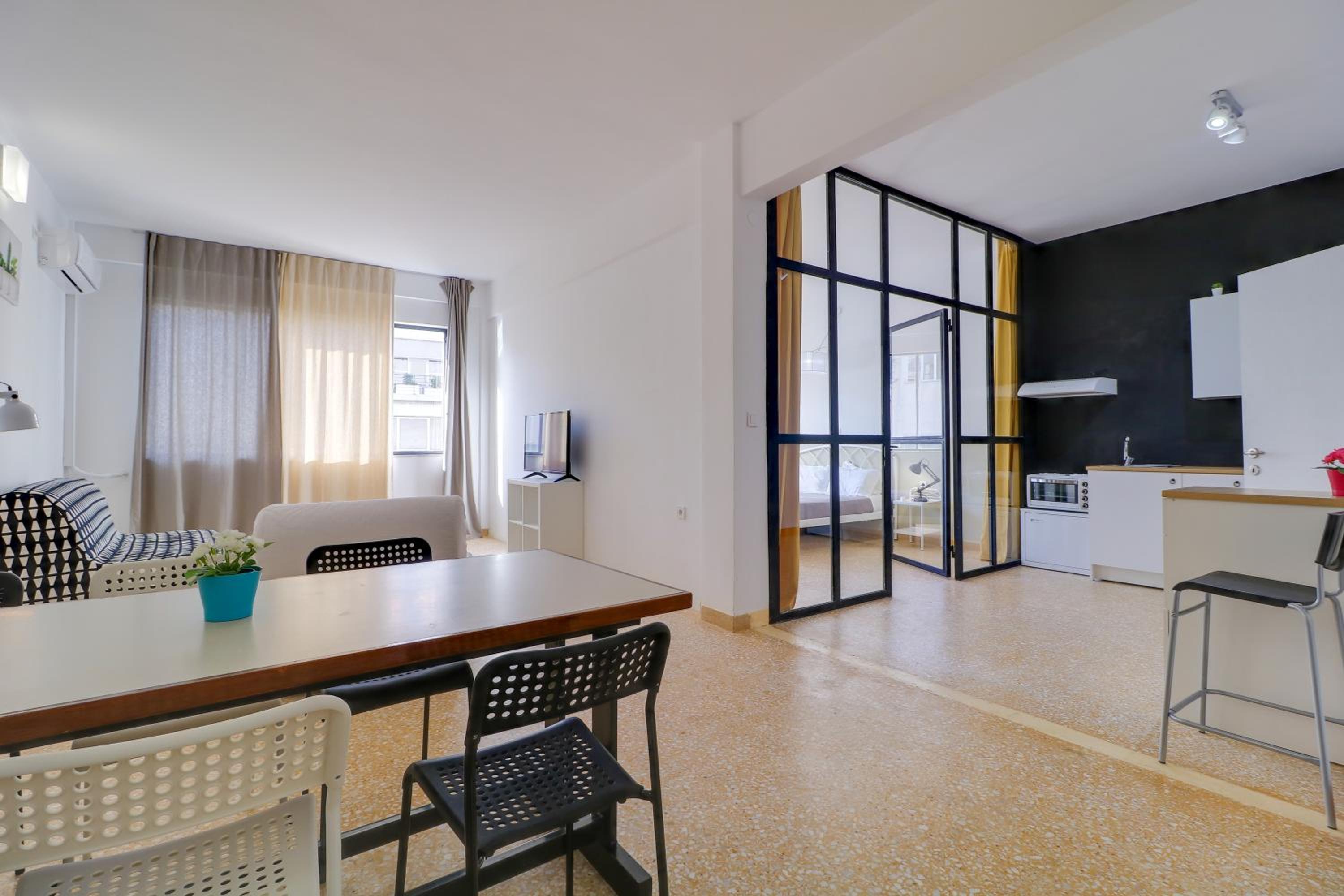 Apartment photo 1