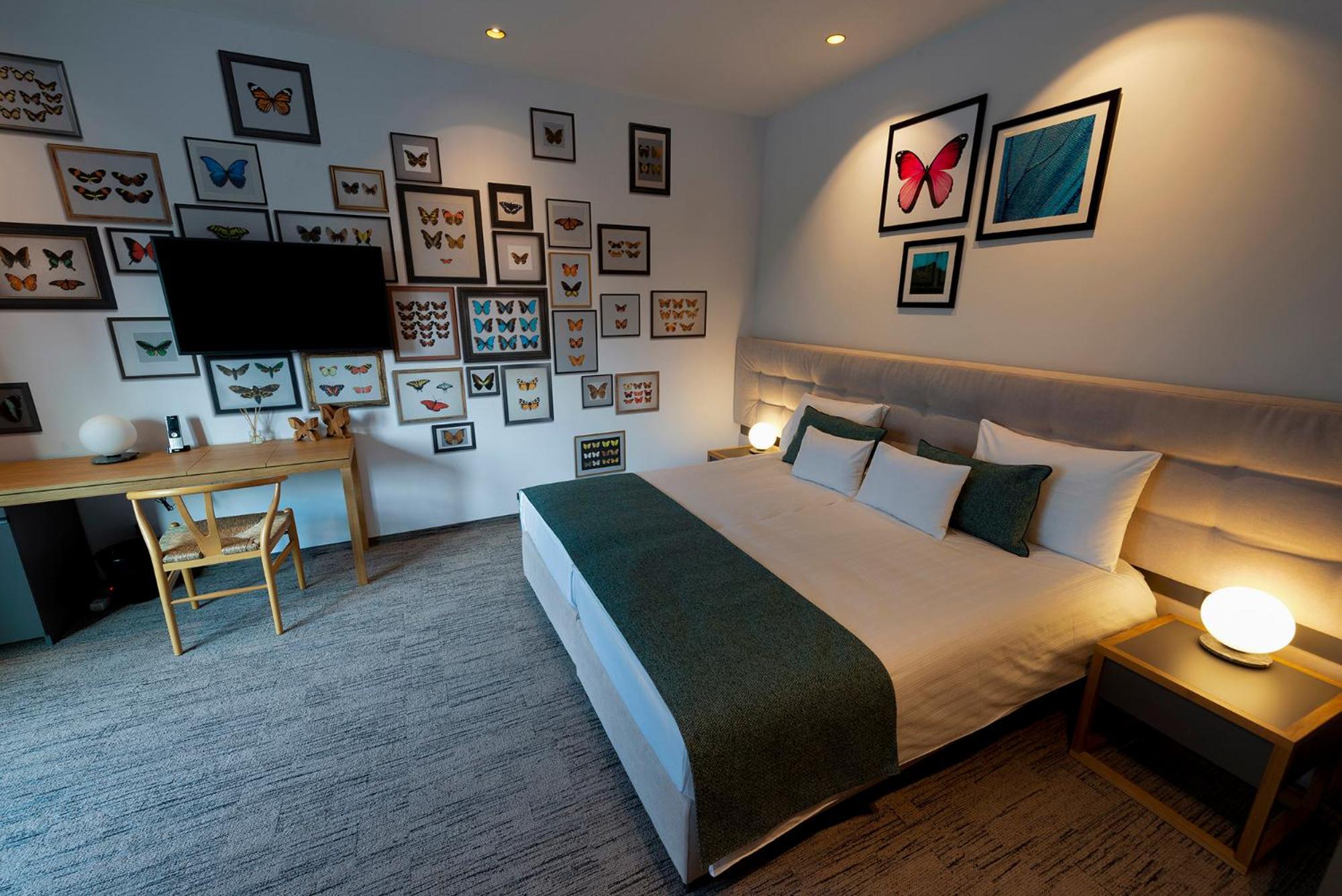 Standard Queen Room - Photo 1