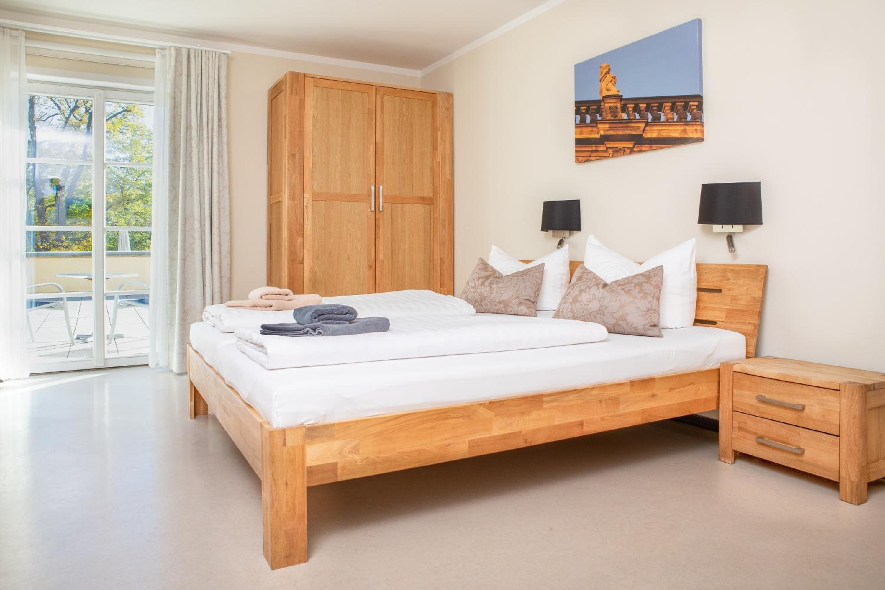 Double Room - Photo 8