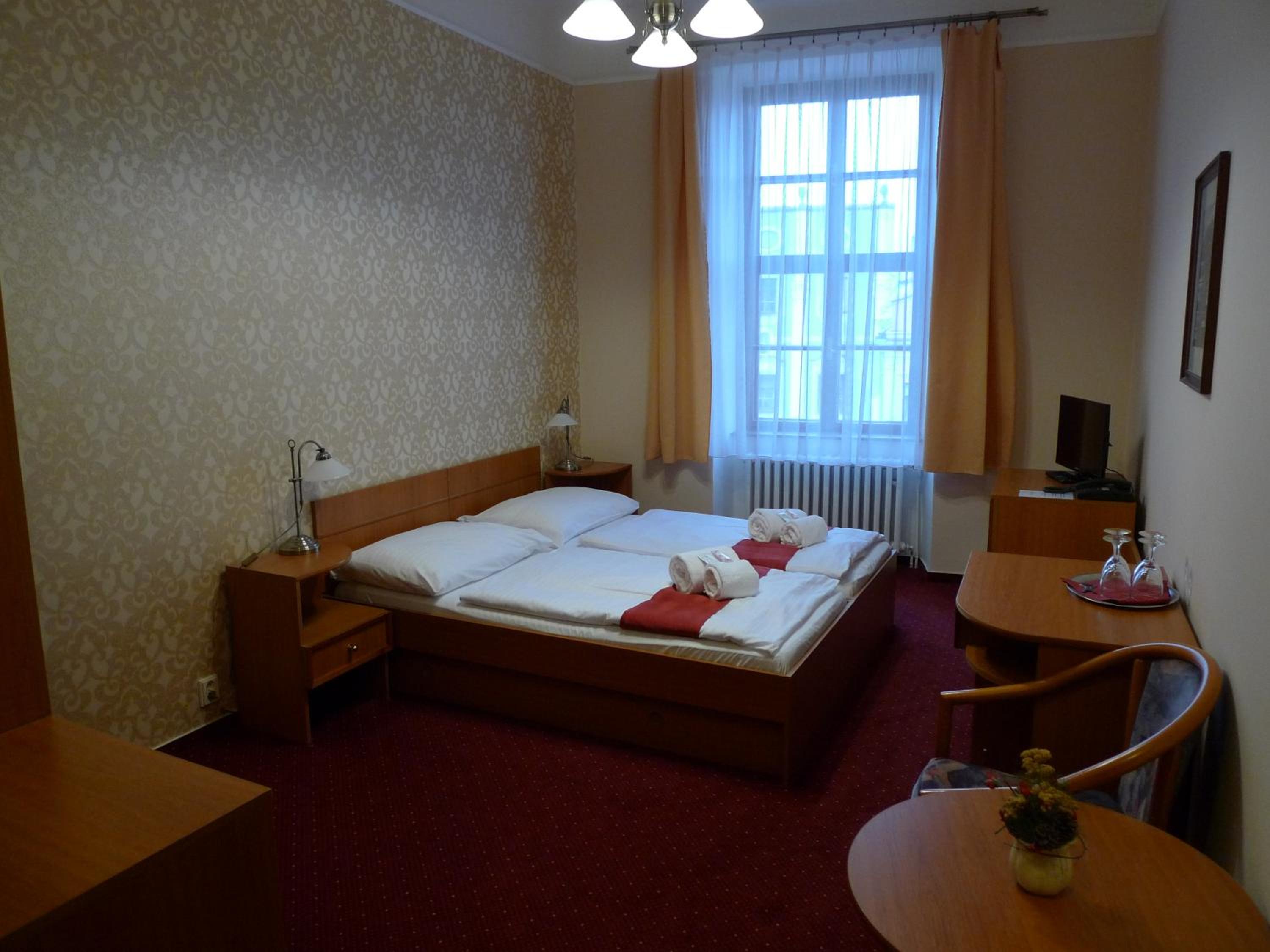 Double or Twin Room with City View photo 1