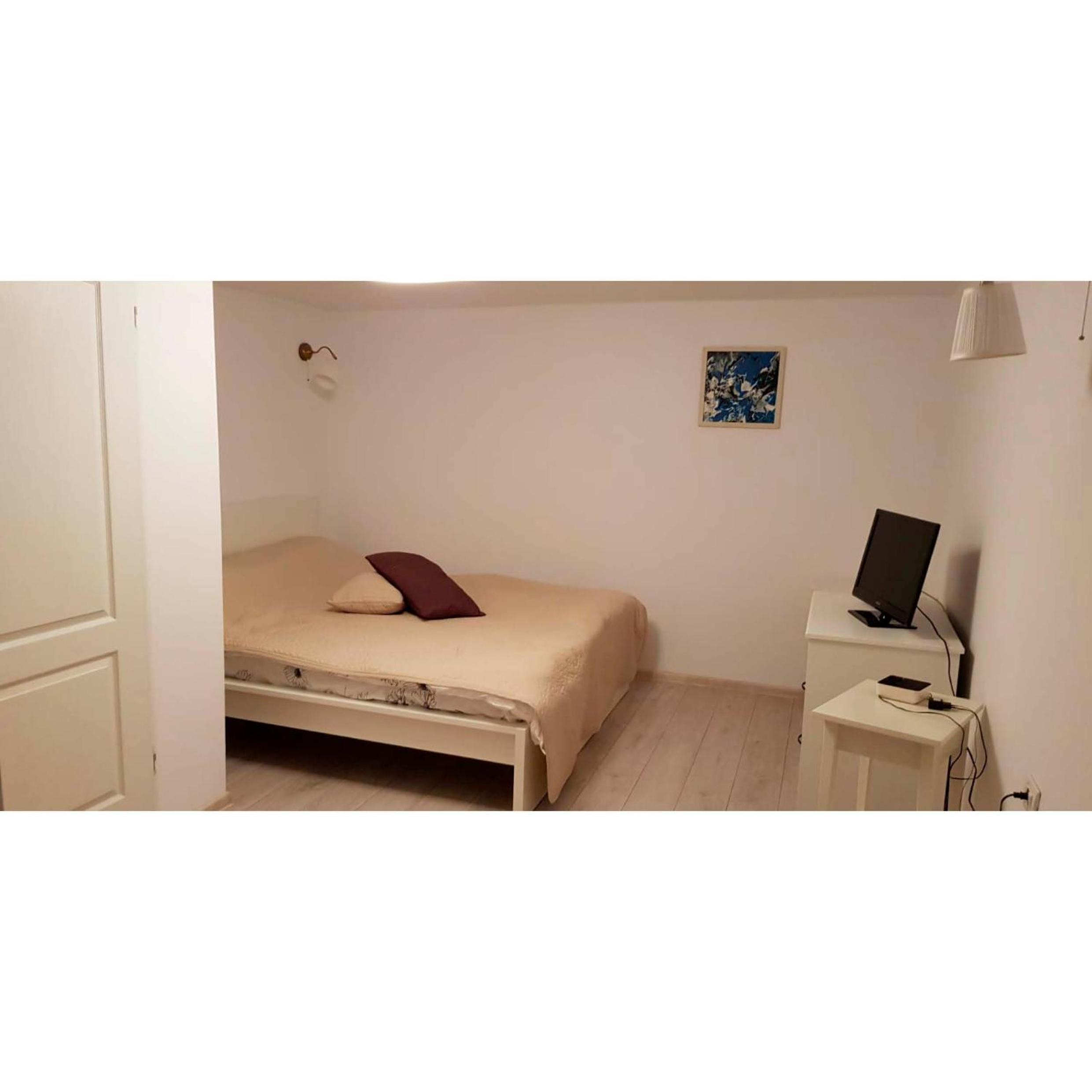 Apartment - Photo 20