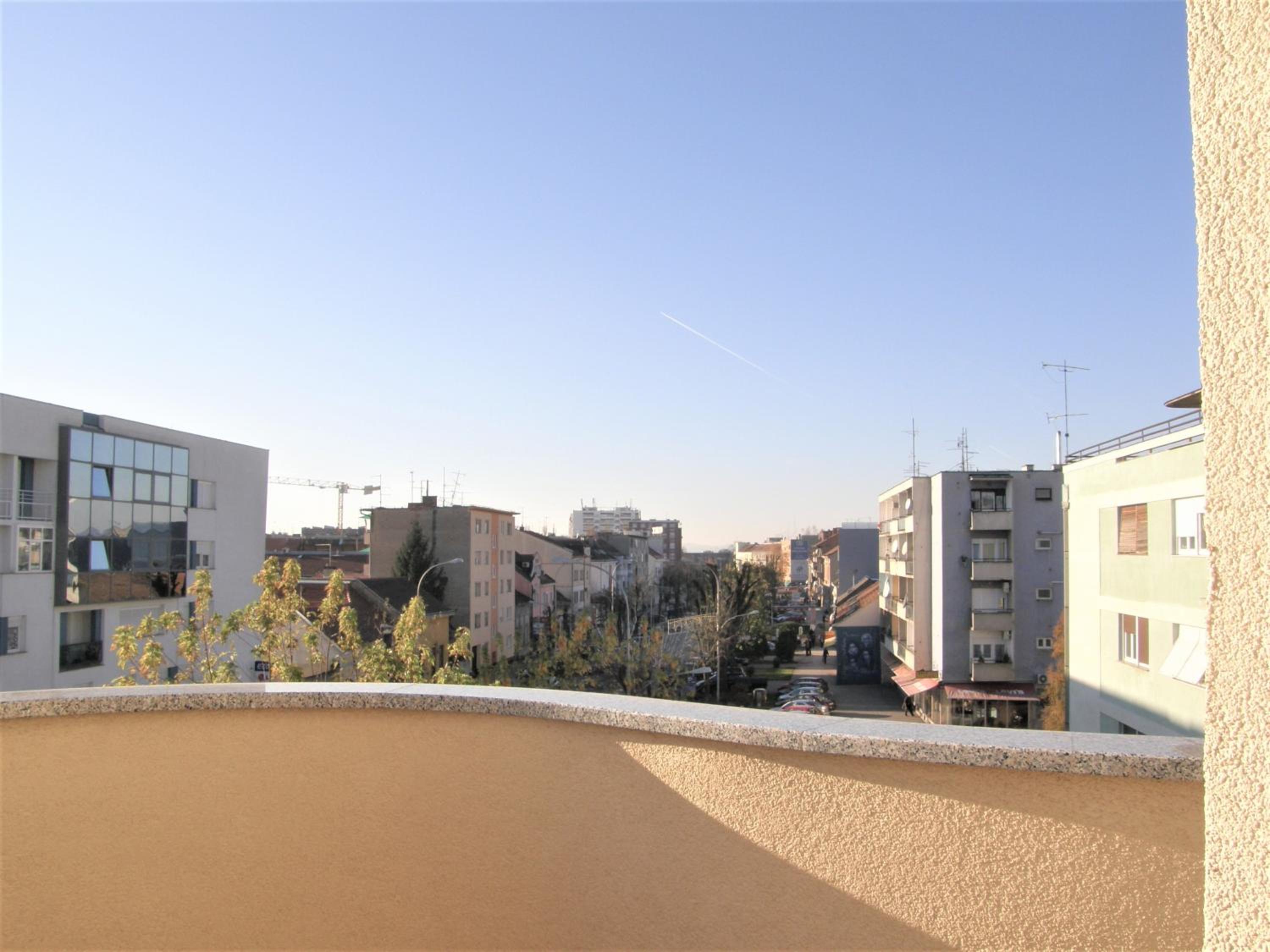 Suite with Balcony photo 2