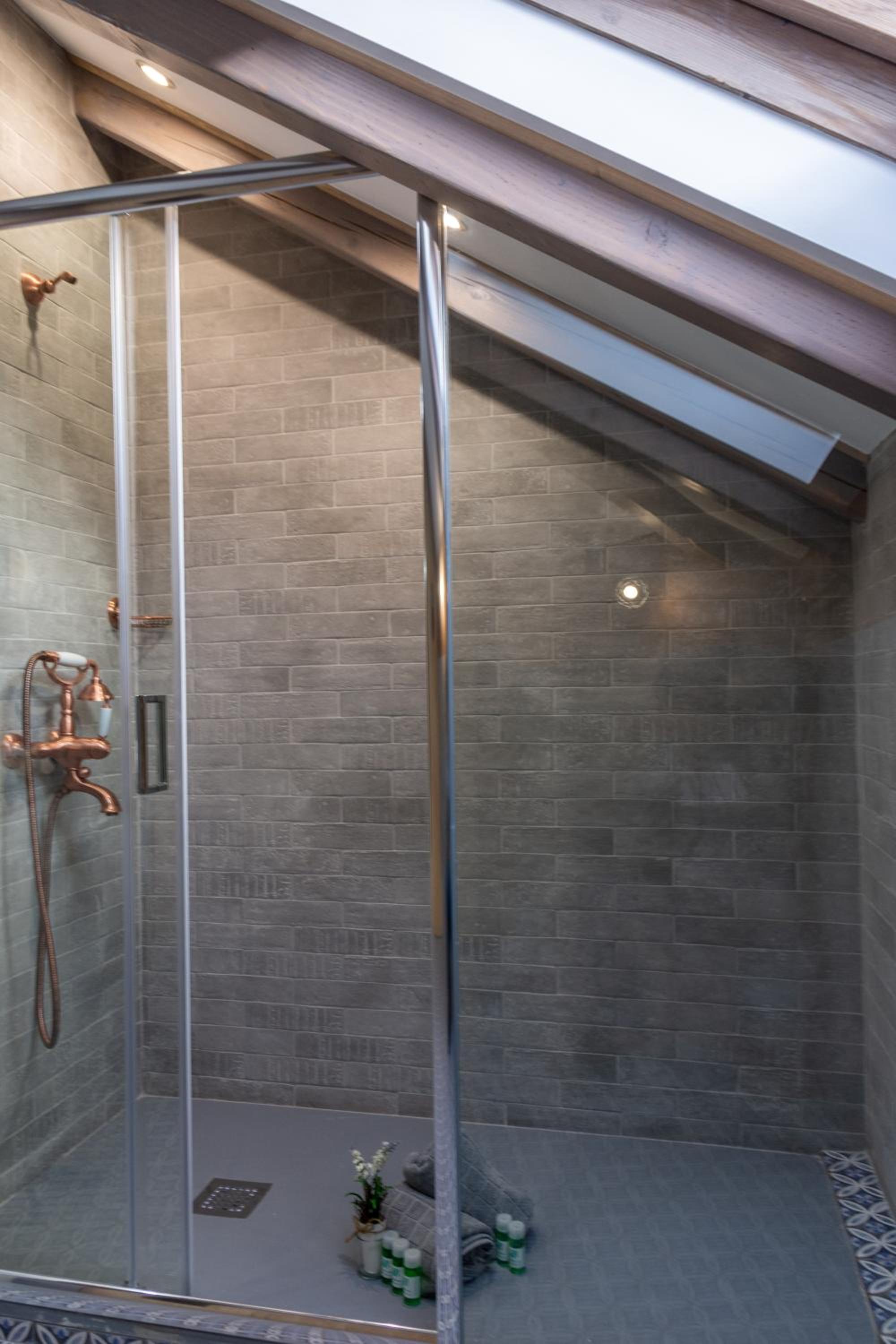 Suite with Sauna photo 2