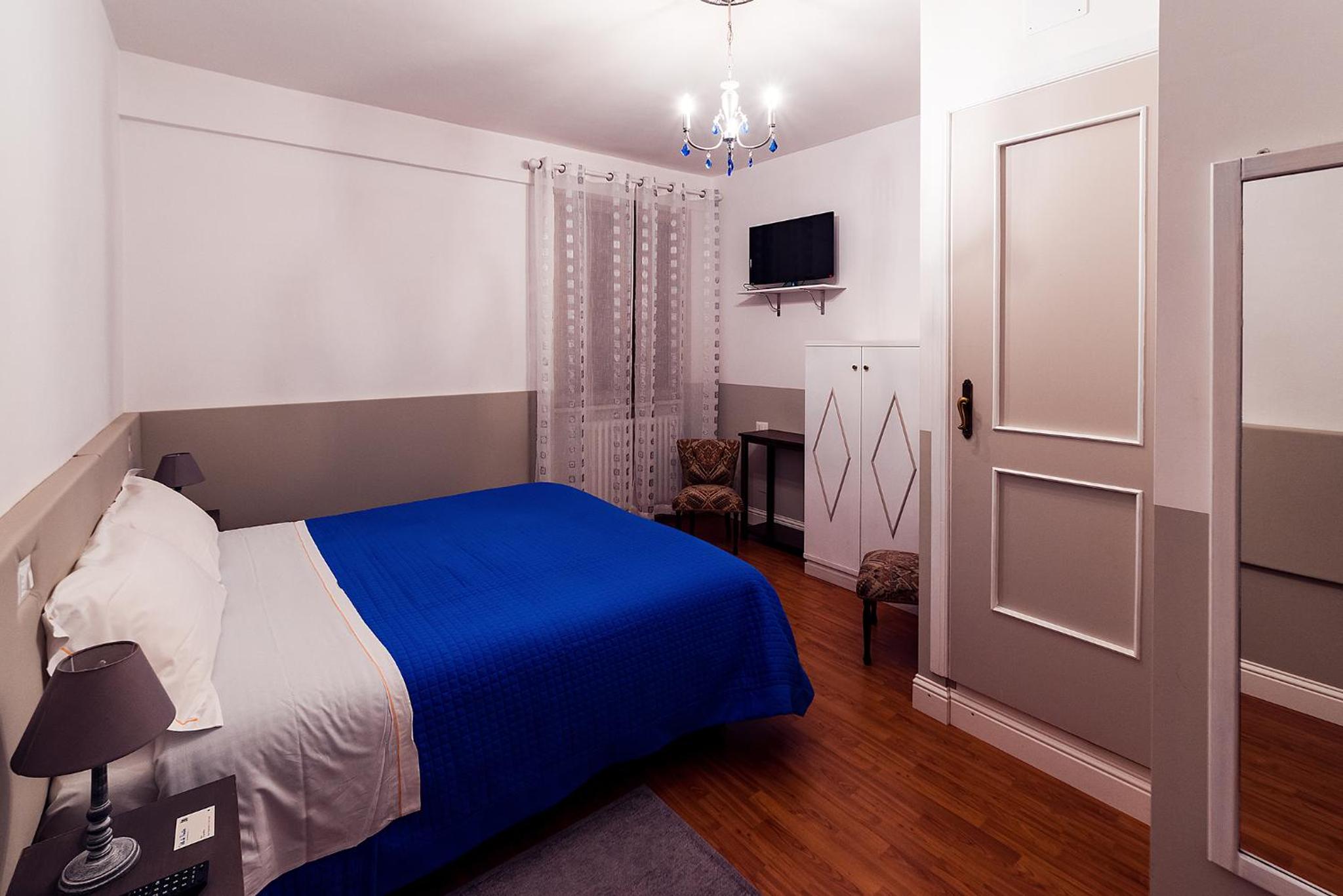 Double Room with Private Bathroom photo 1