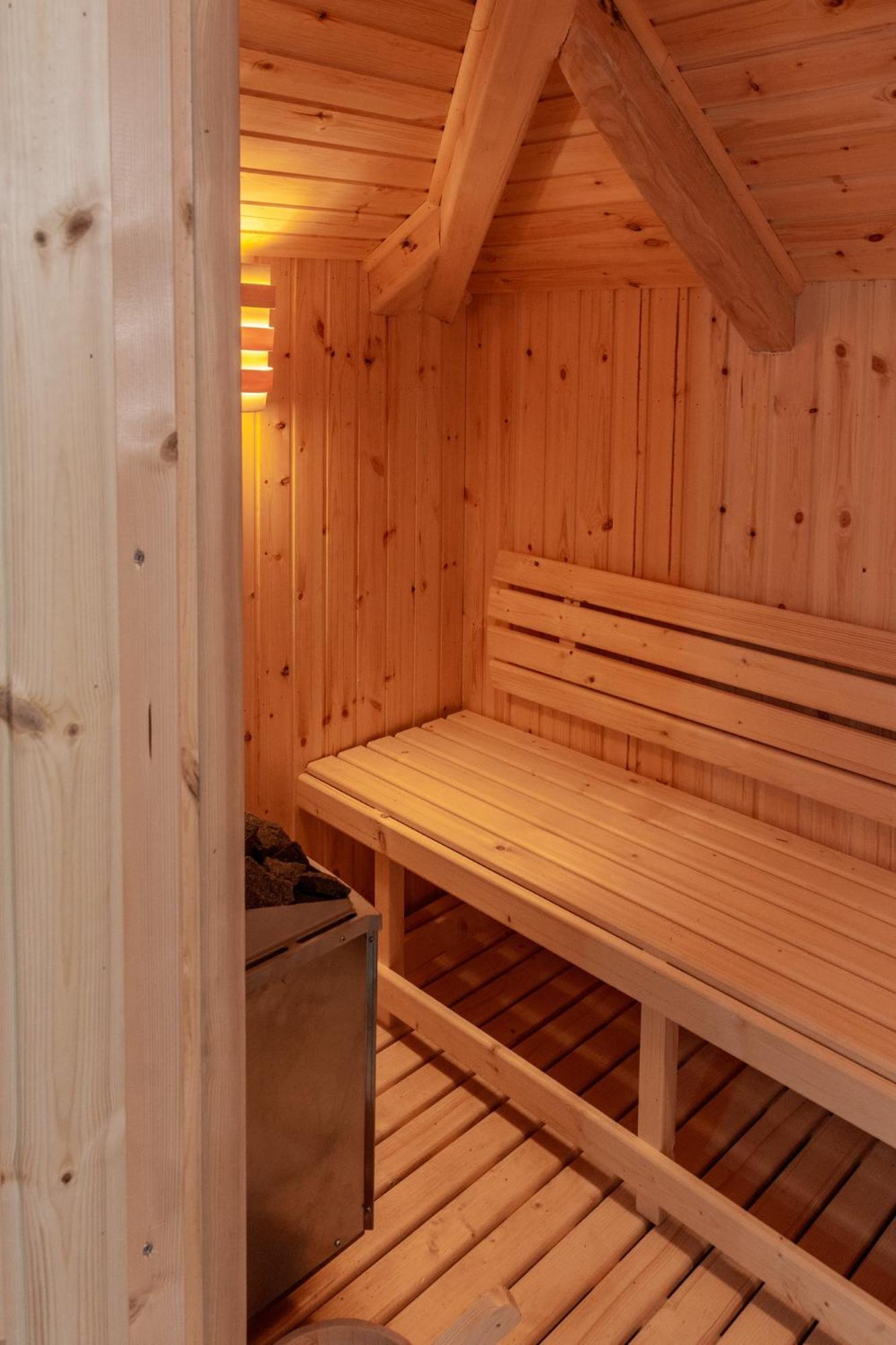 Suite with Sauna photo 3
