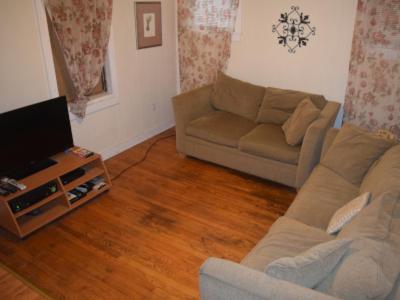 Two-Bedroom Cottage photo 1