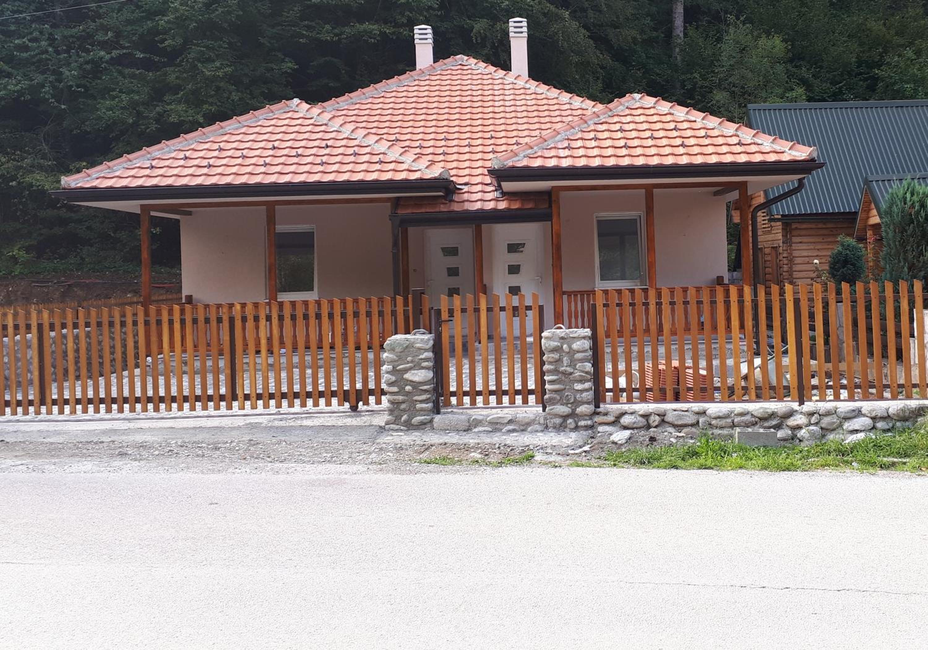 Two-Bedroom House photo 2