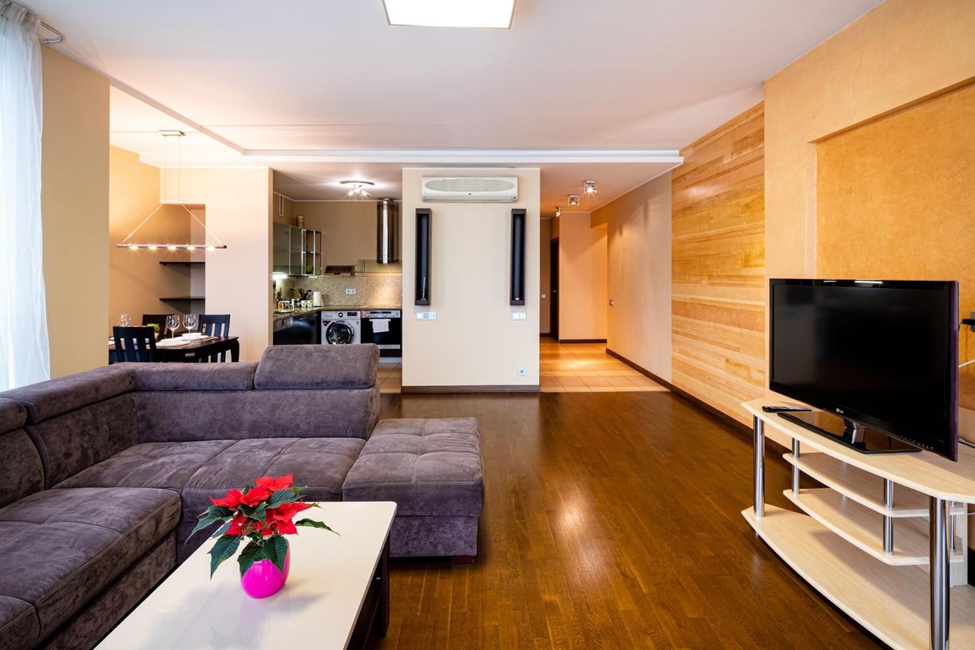 Two-Bedroom Apartment - Photo 28