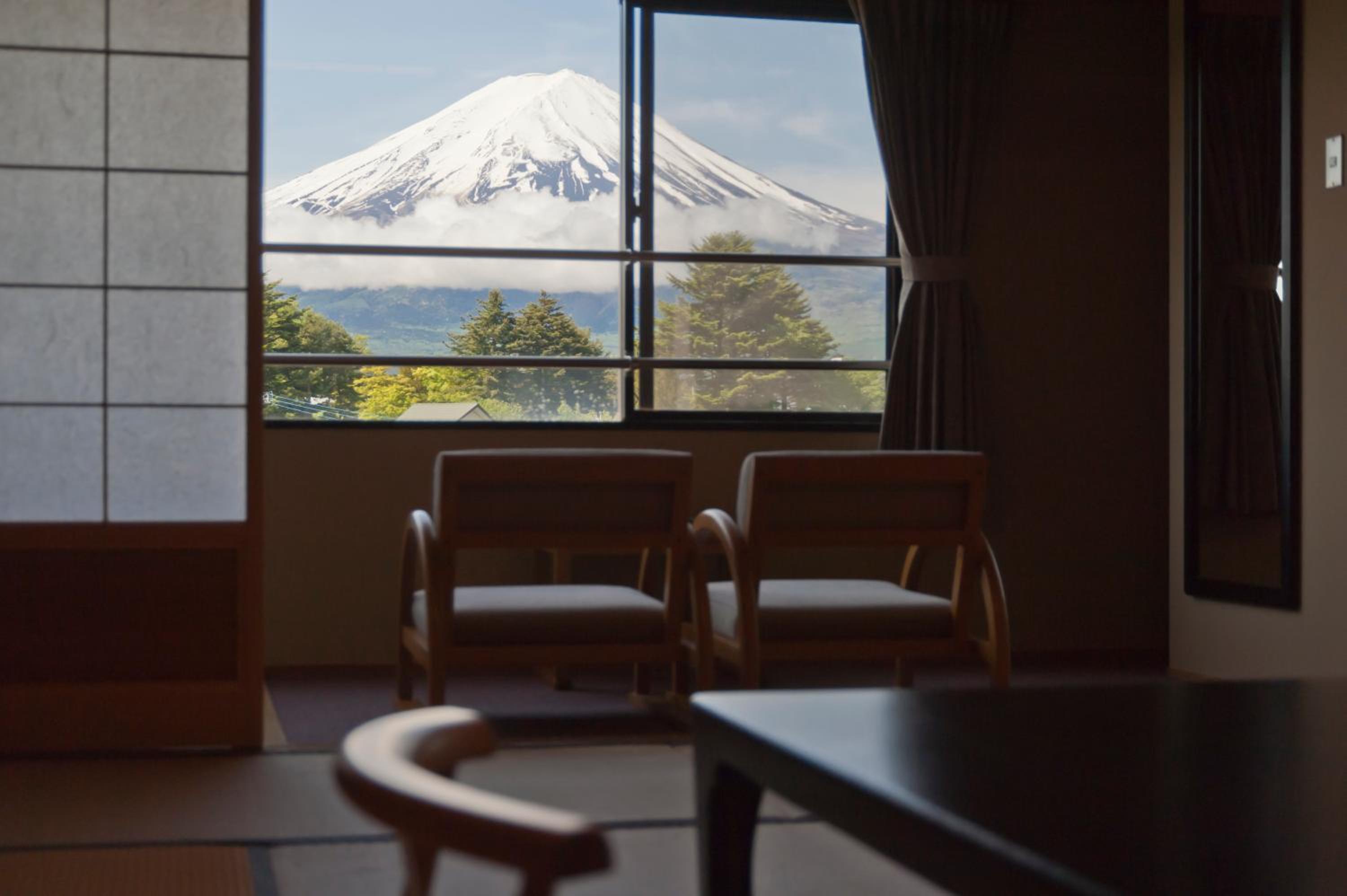 Japanese-Style Room with Mt.Fuji View - High Floor thumbnail 5