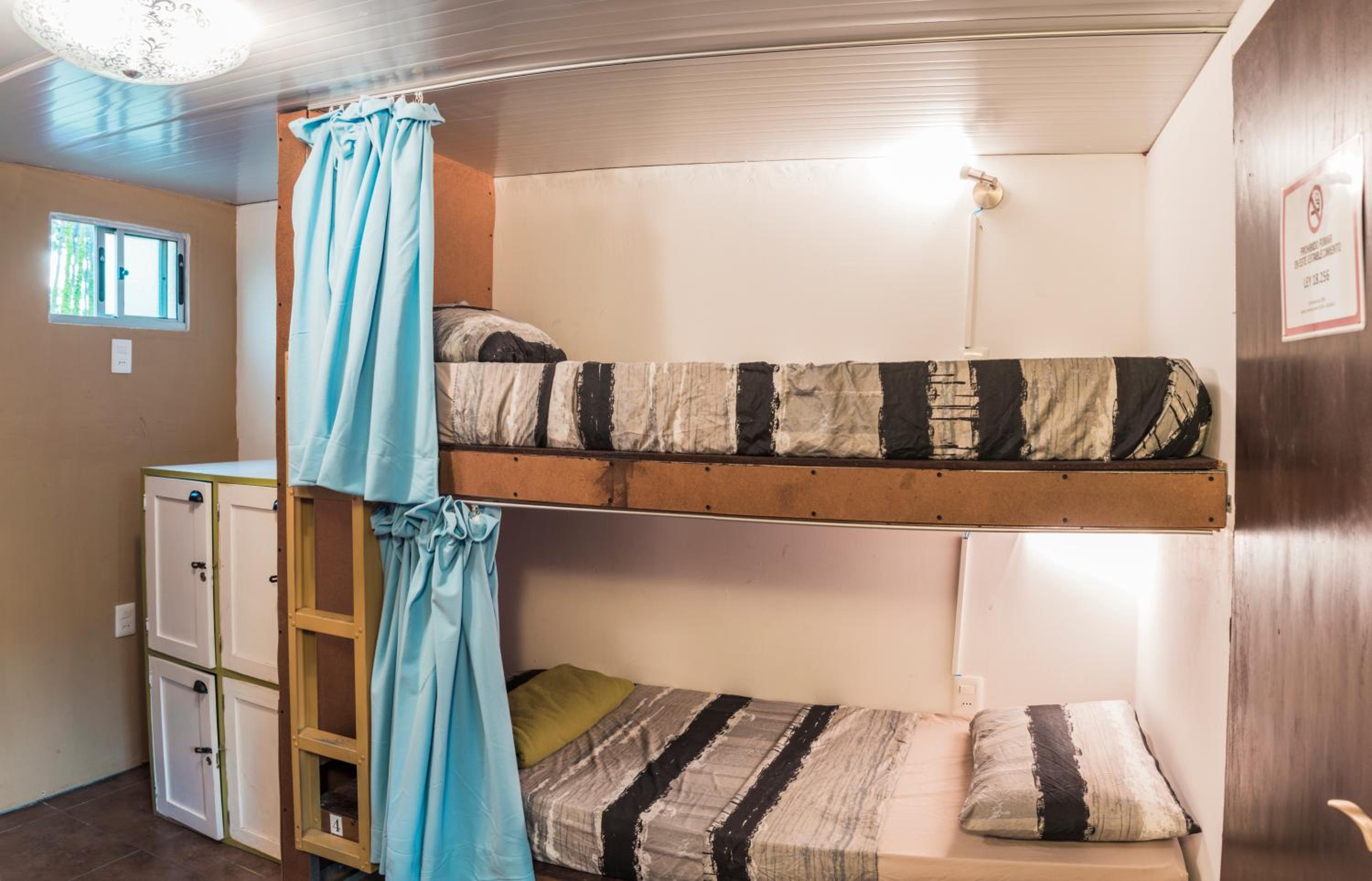 Bed in 4-Bed Female Dormitory Room photo 2