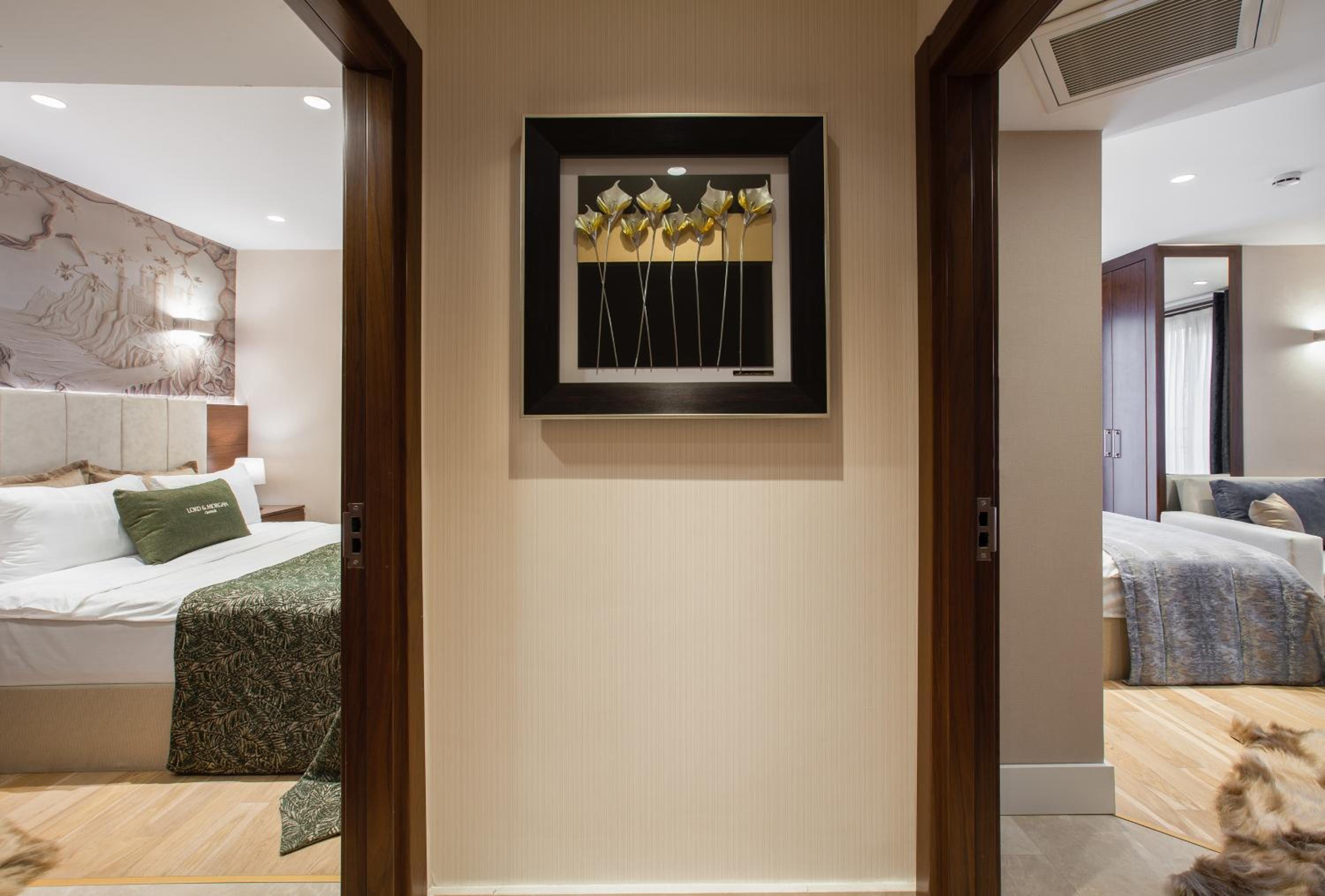 Three-Bedroom Apartment - High Floor photo 1