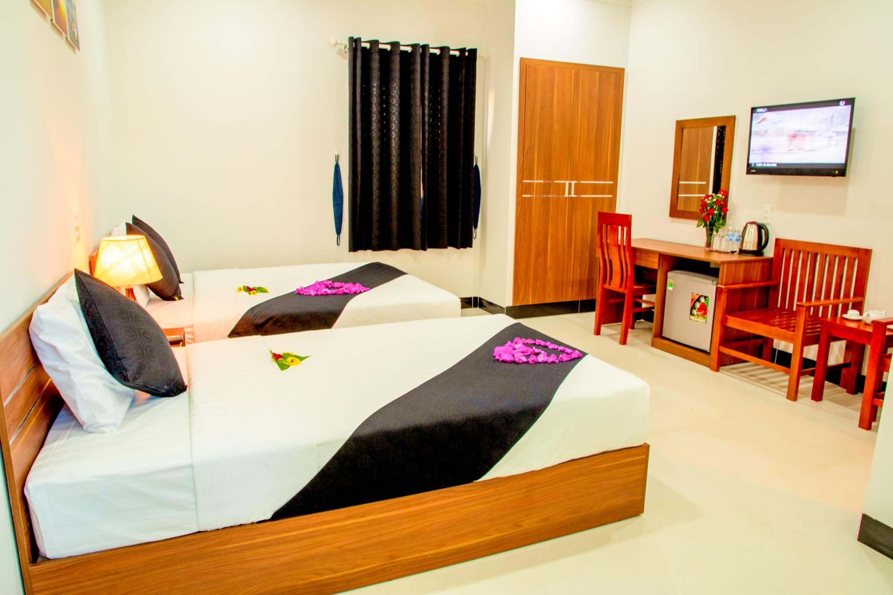 Deluxe Twin Room - Photo 2