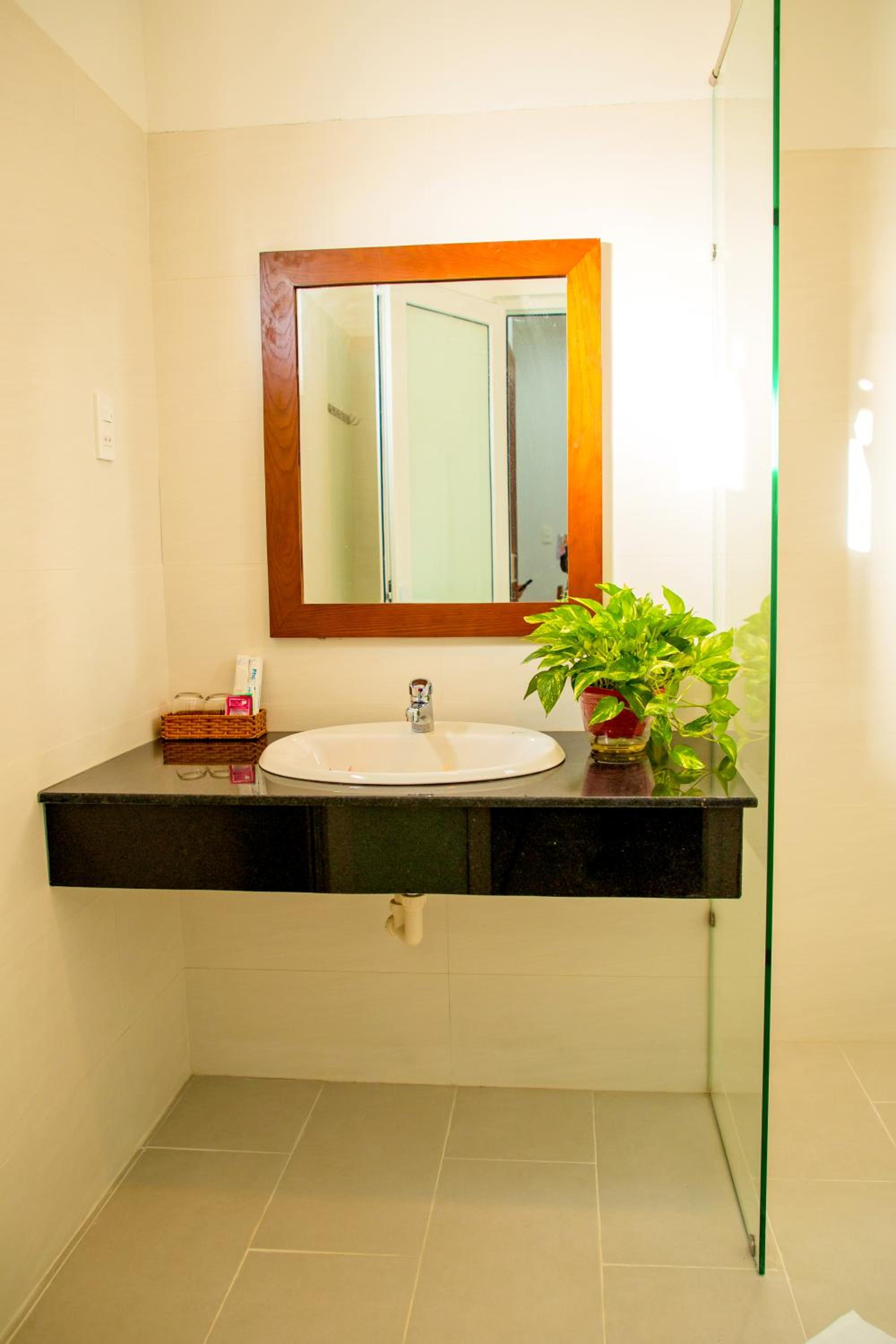 Deluxe Triple Room - Photo 3
