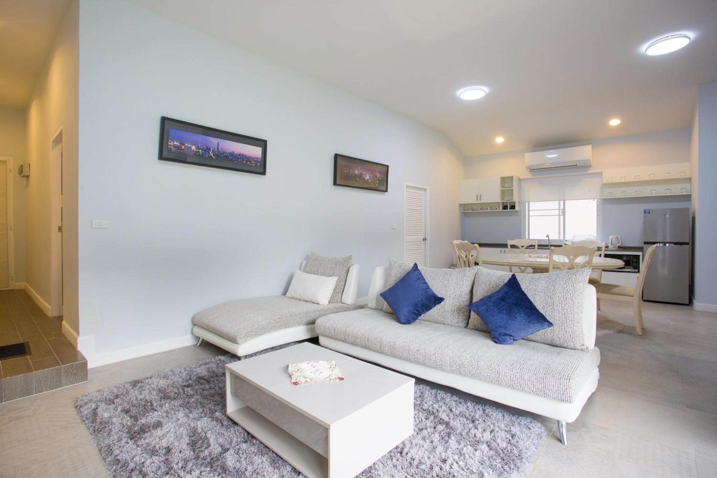 Three-Bedroom Villa photo 1