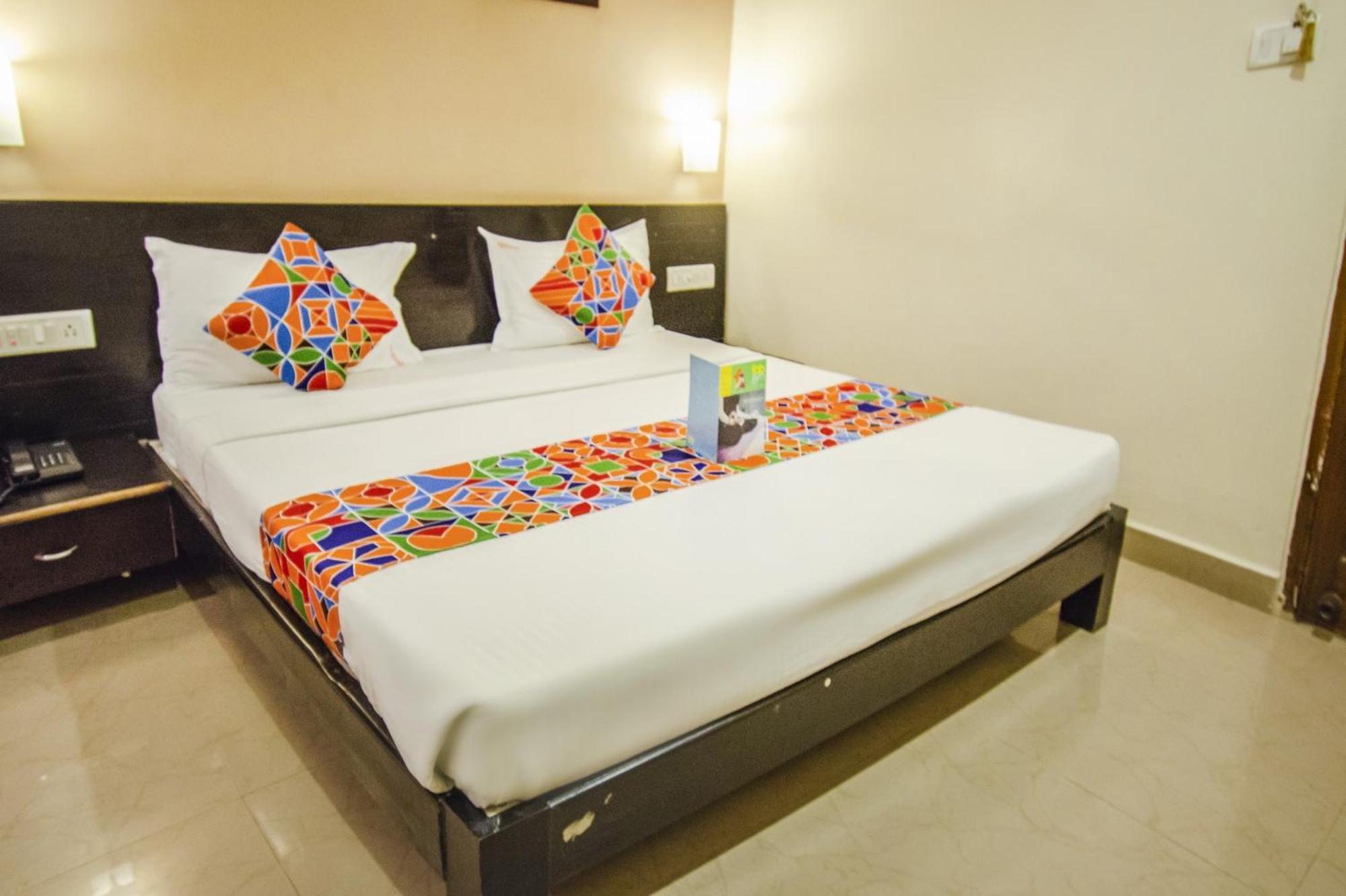 Deluxe Double AC Room - Photo 3