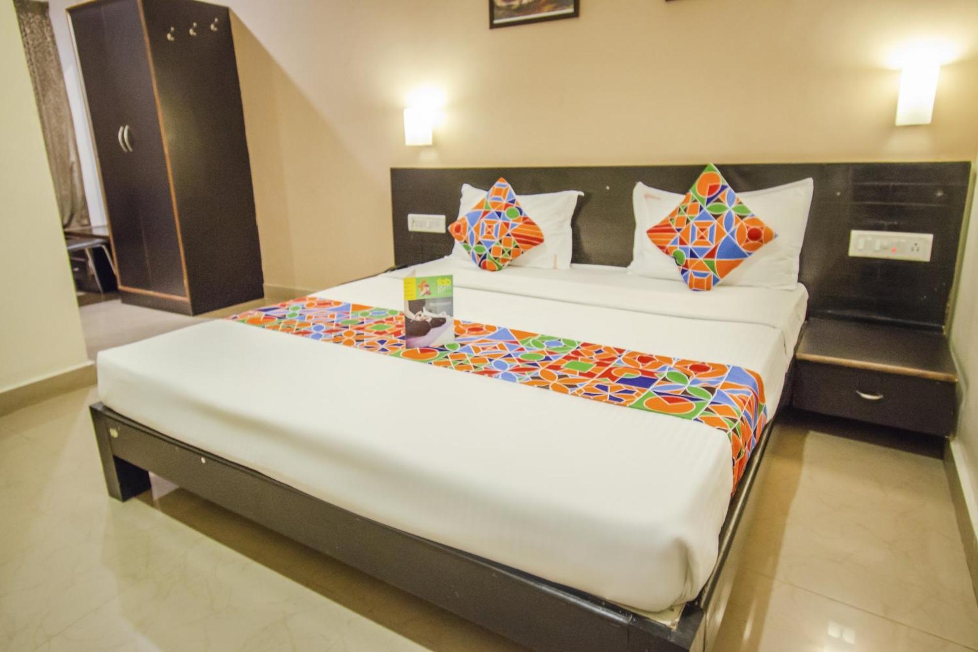 Deluxe Double AC Room - Photo 1