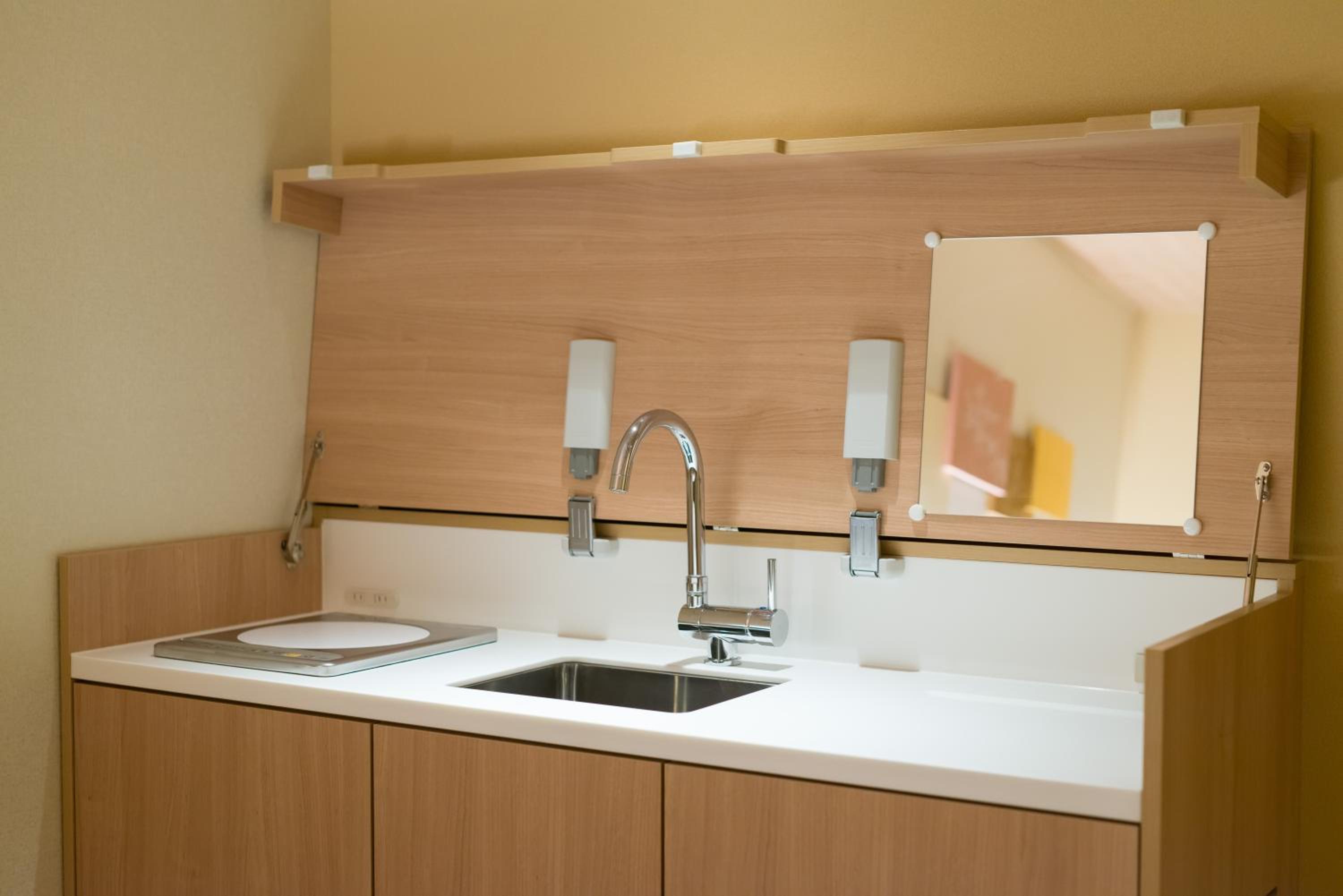 Two-Bedroom Suite - Photo 3